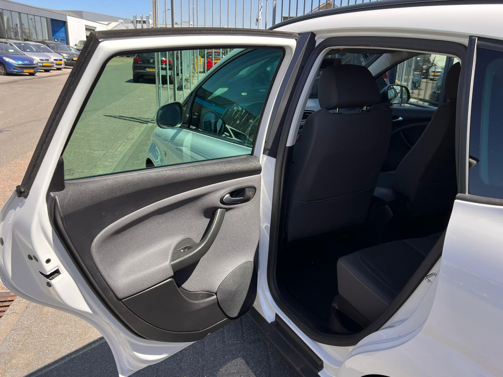 seat-altea-xl-image6.jpg