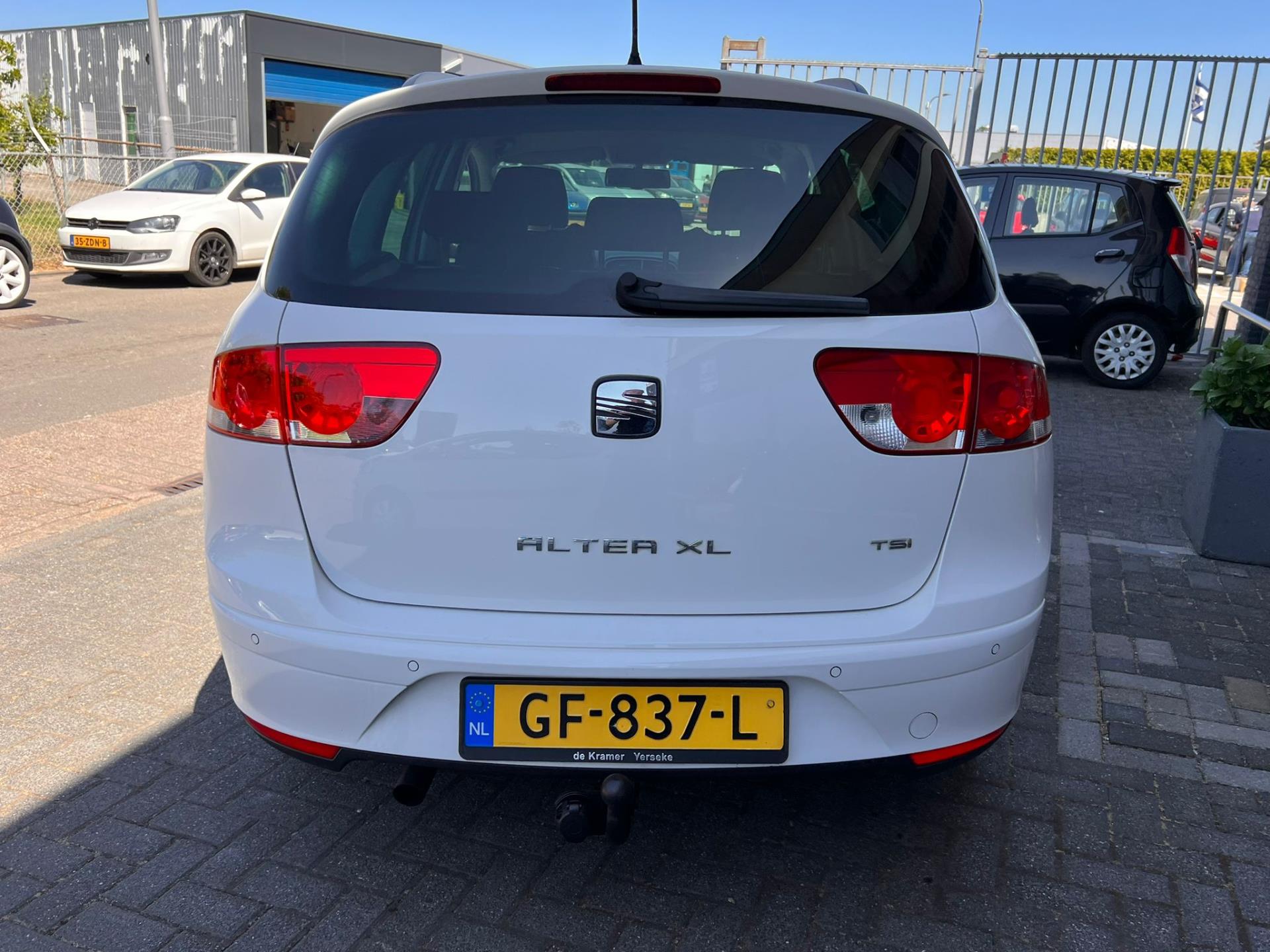 seat-altea-xl-image7.jpg
