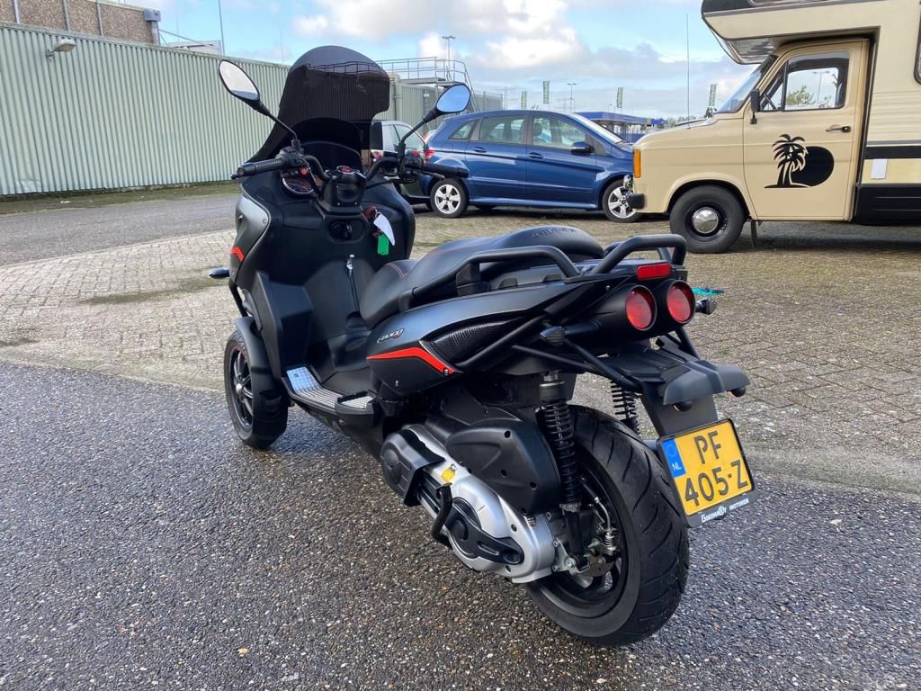 gilera-fuoco-image3.jpg