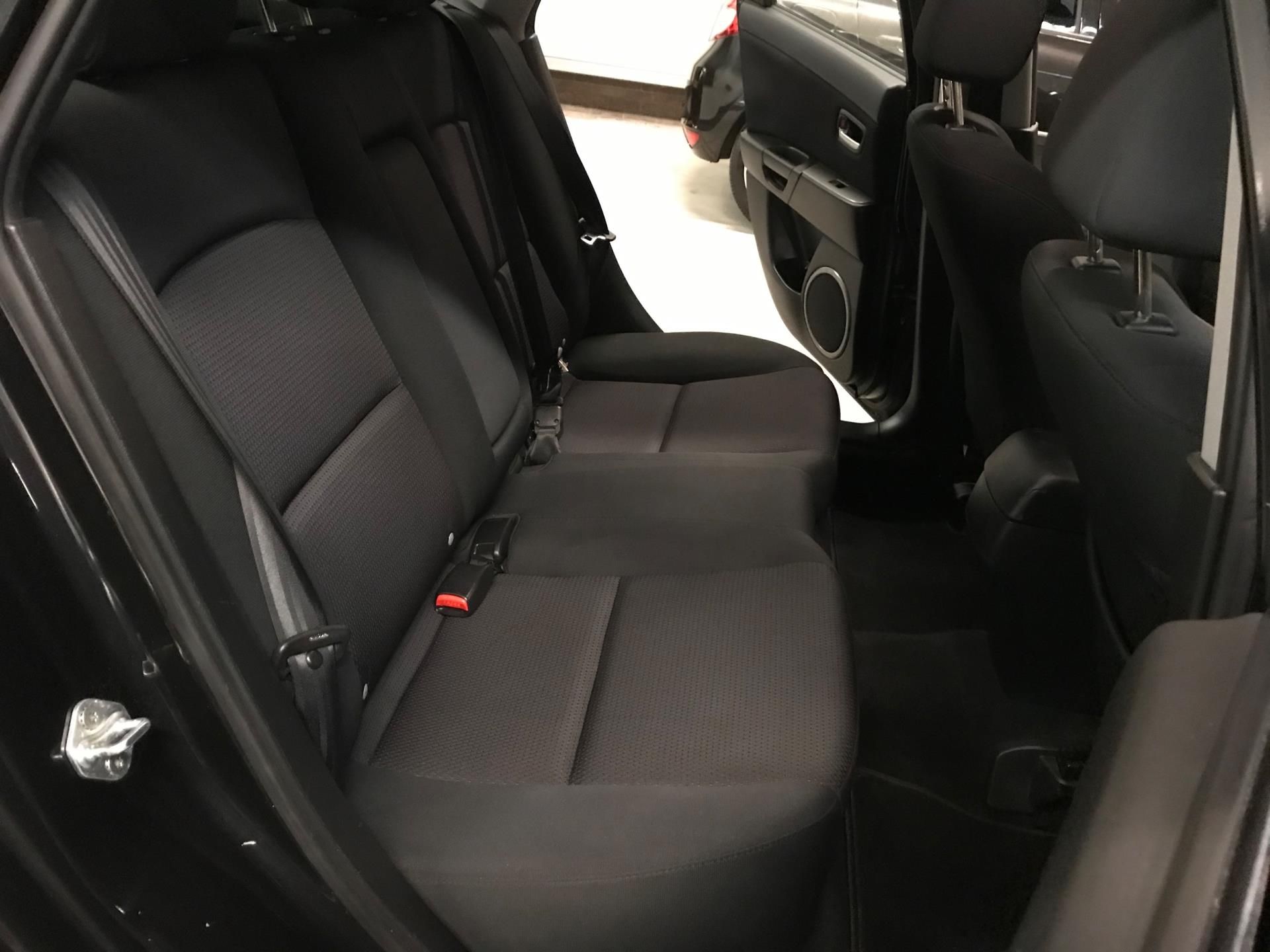 mazda-3-image10.jpg