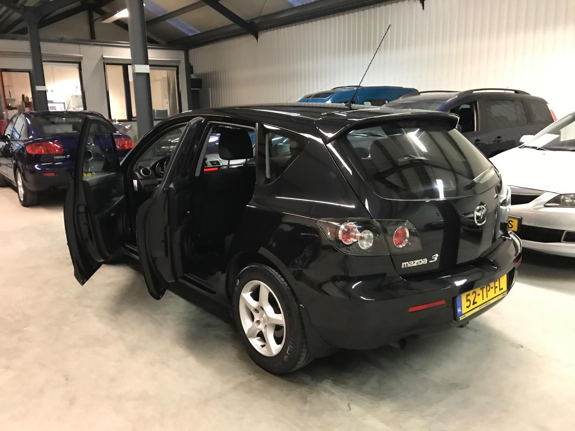 mazda-3-image4.jpg