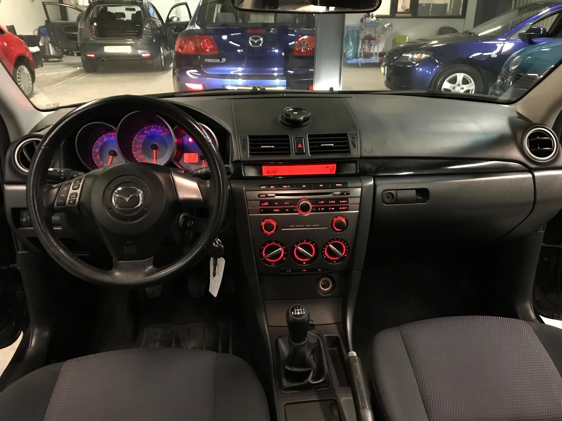 mazda-3-image6.jpg