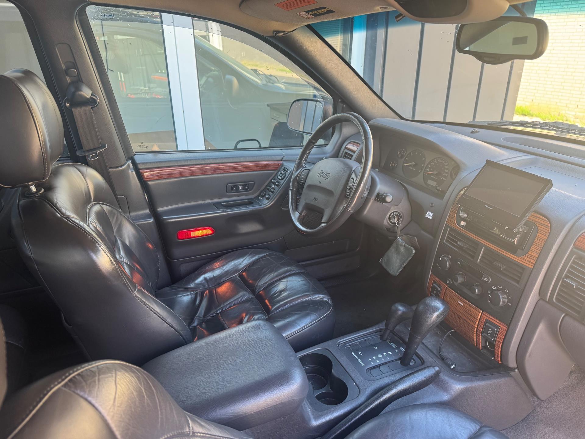 jeep-grand-cherokee-image4.jpg