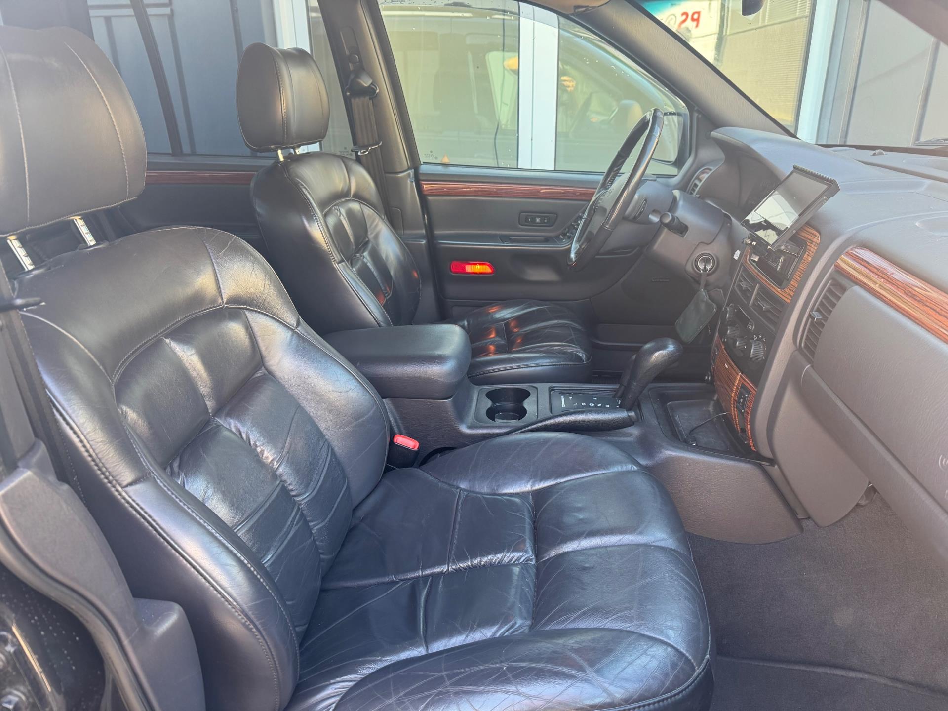 jeep-grand-cherokee-image5.jpg