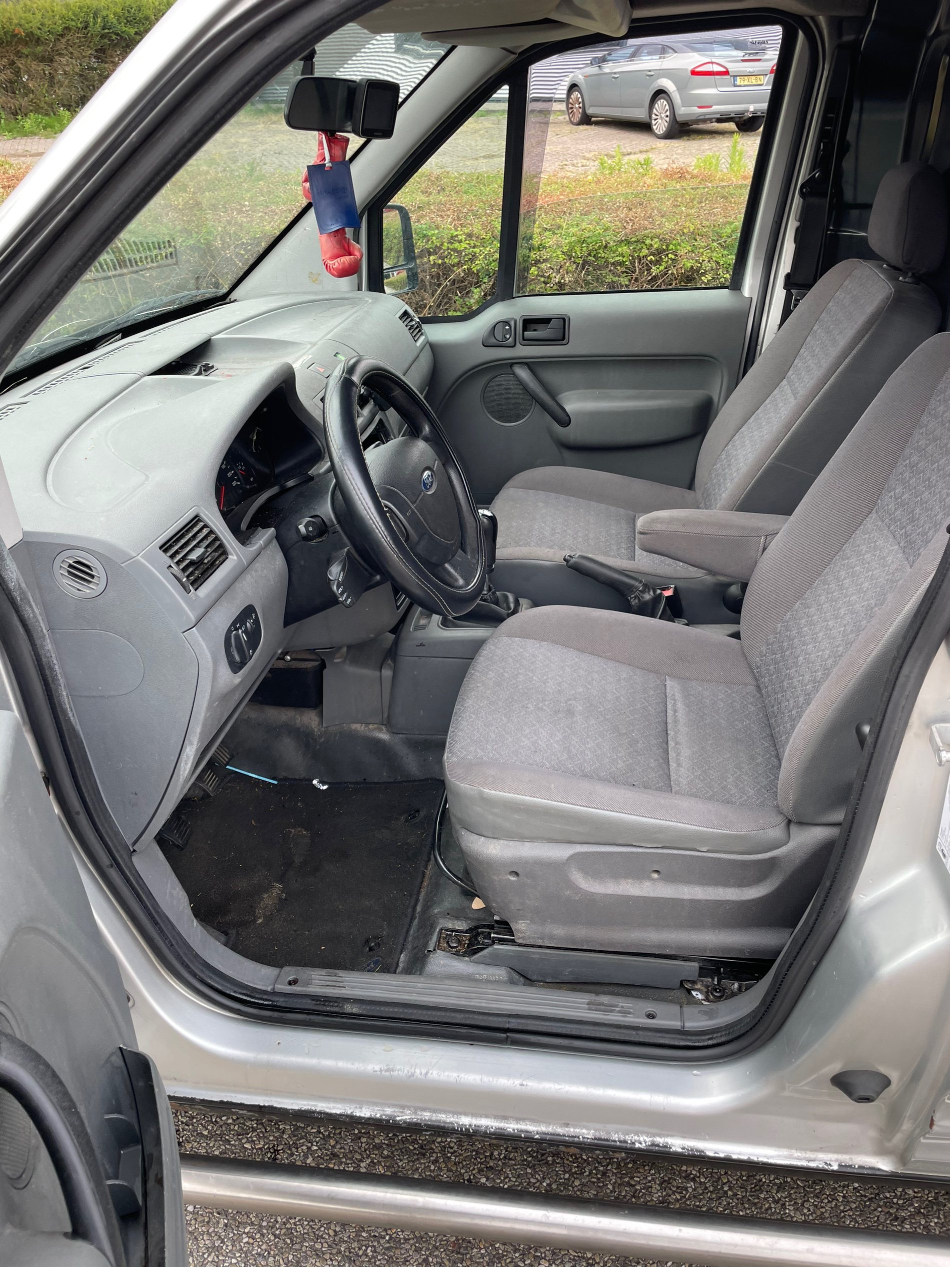ford-transit-connect-image6.jpg