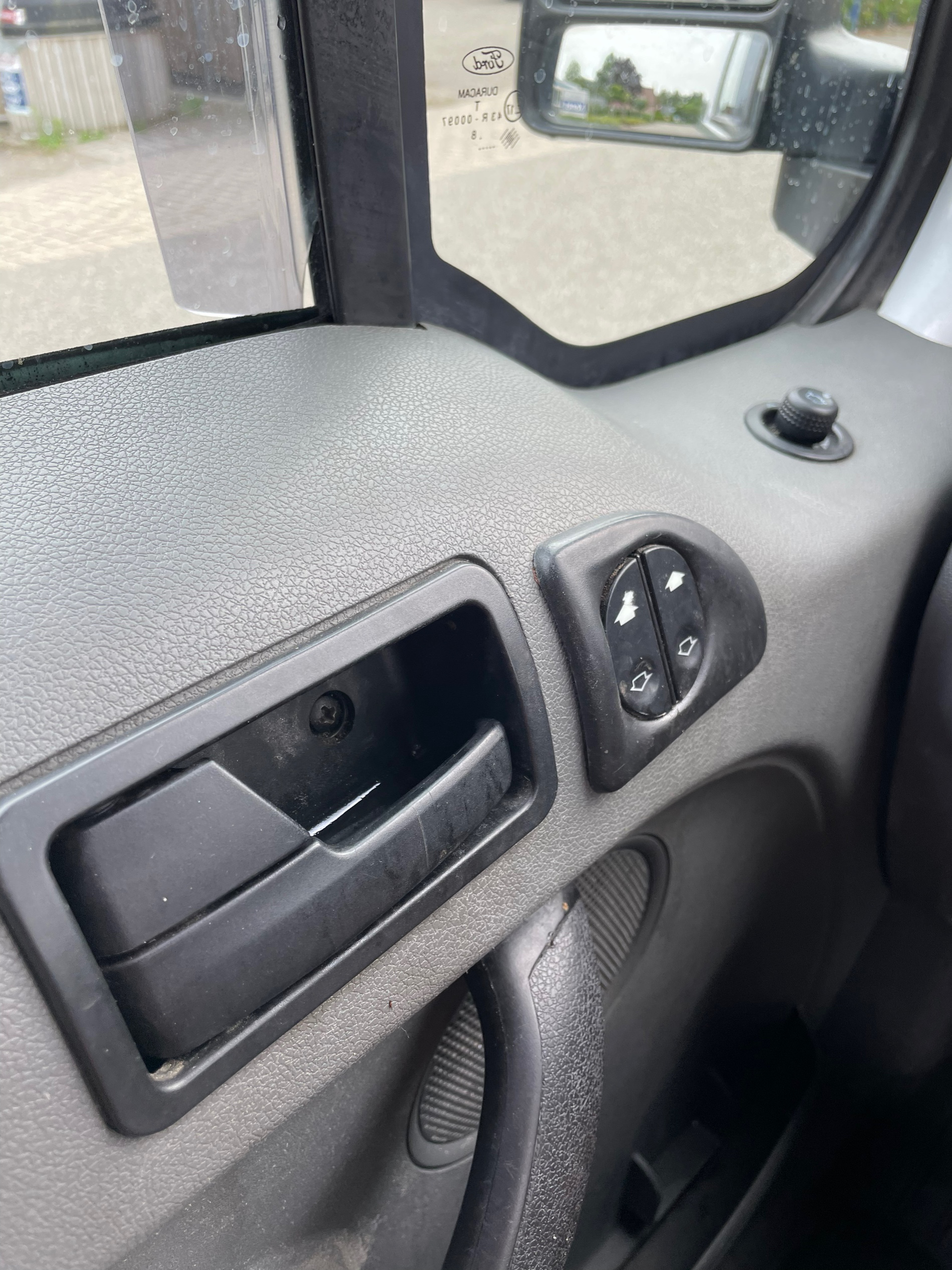 ford-transit-connect-image7.jpg
