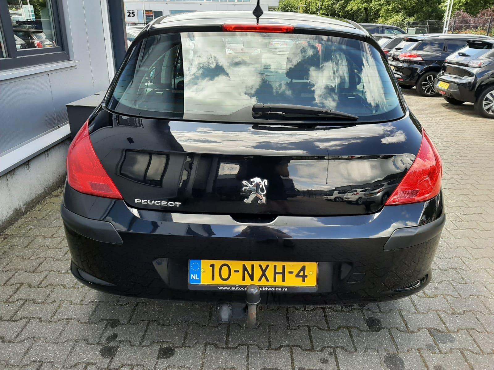 peugeot-308-image6.jpg