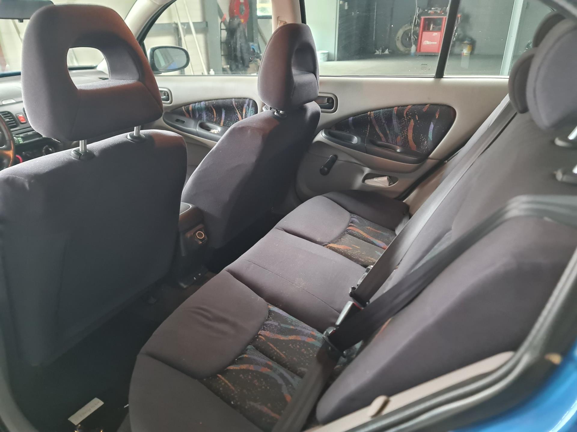 nissan-almera-image7.jpg