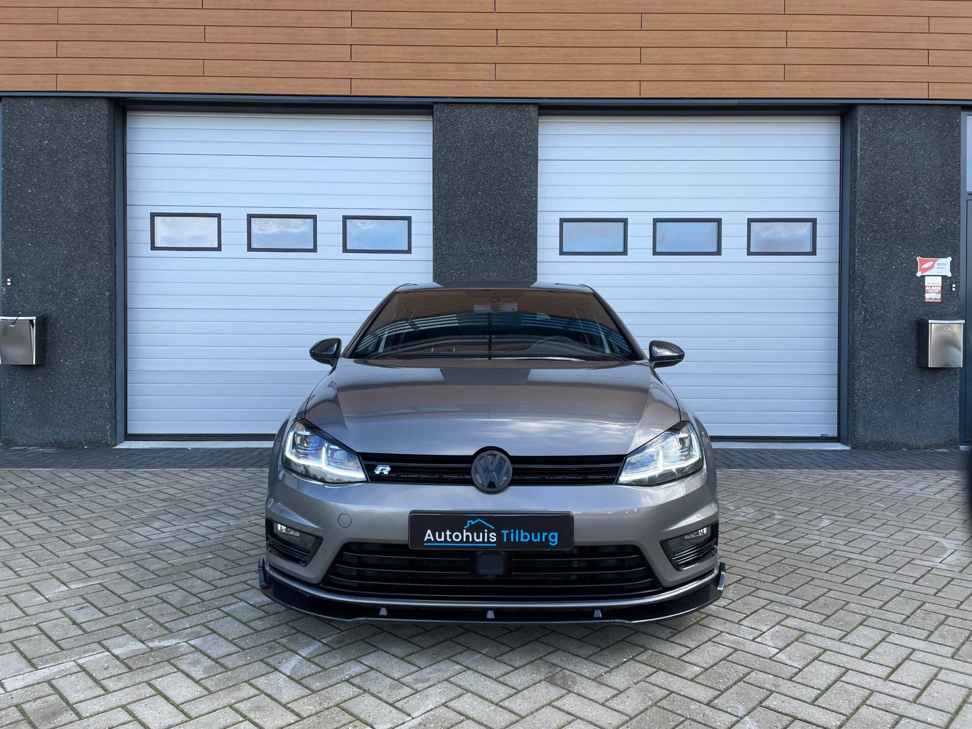 volkswagen-golf-image2.jpg