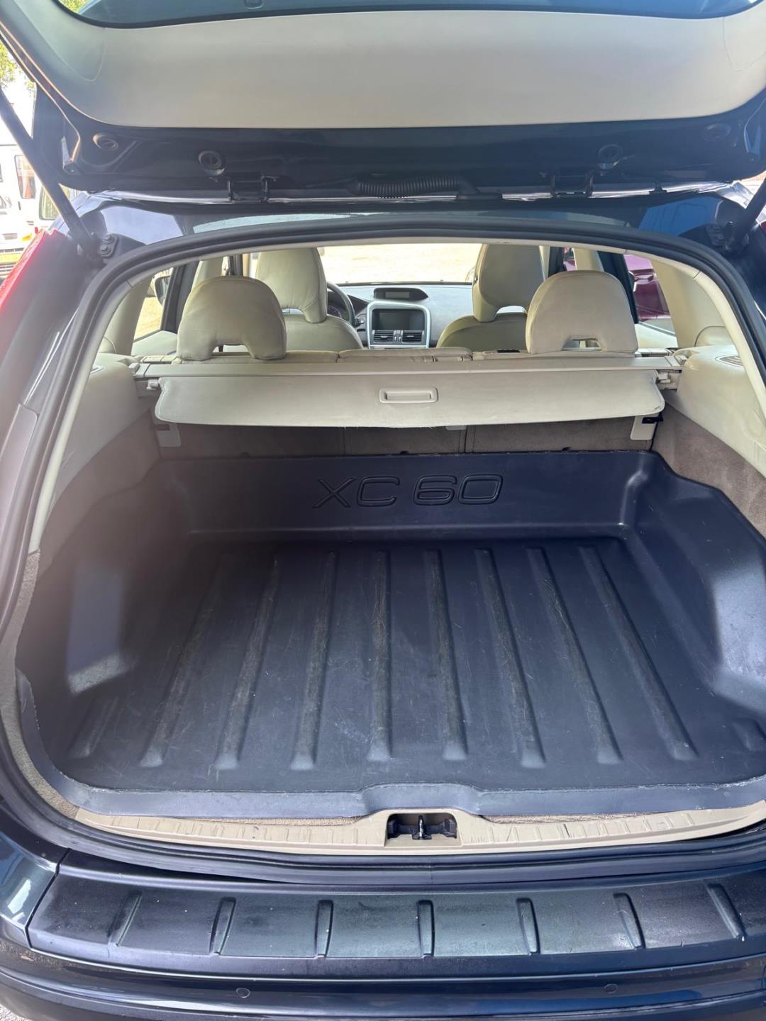 volvo-xc60-image8.jpg