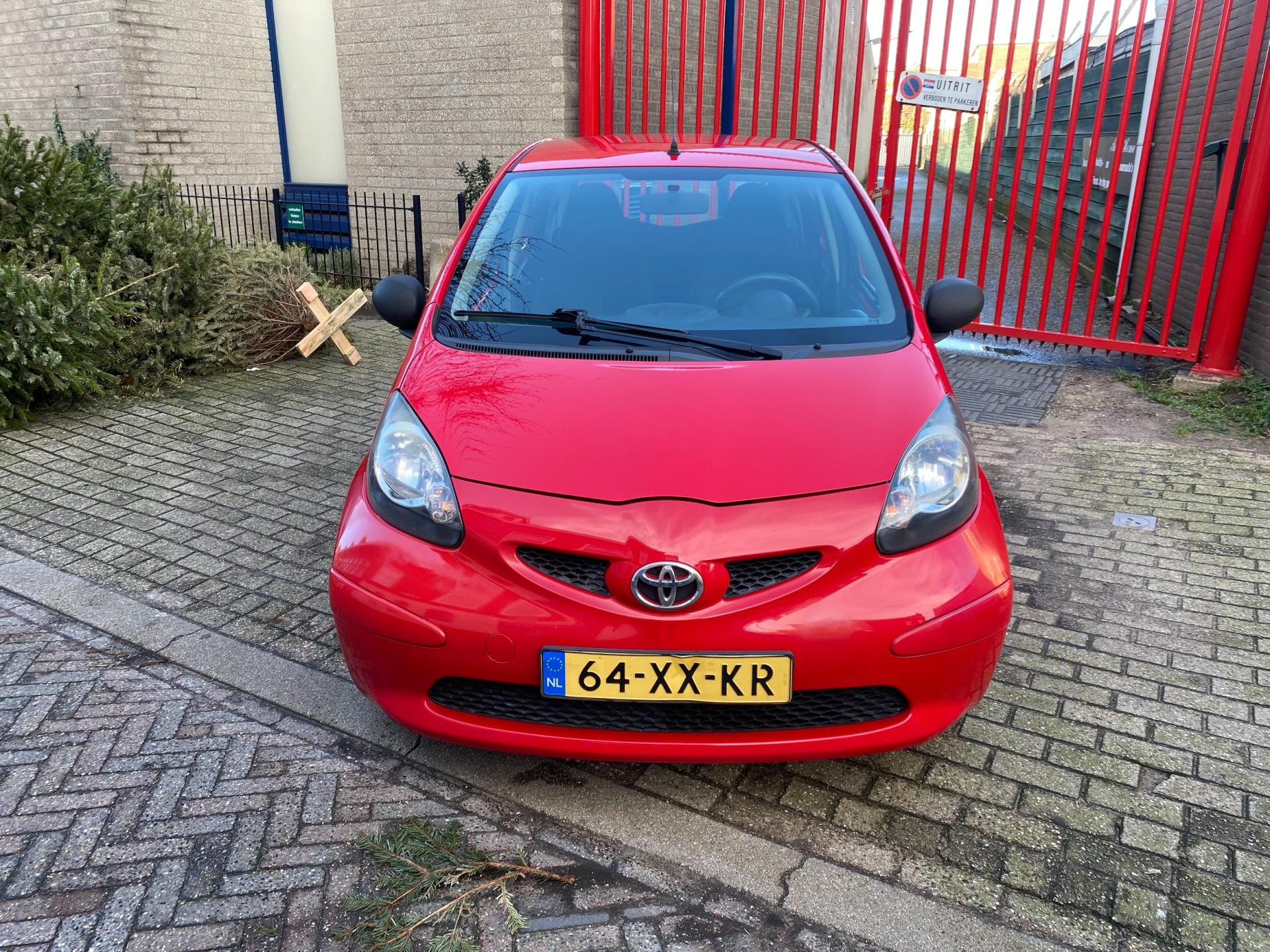toyota-aygo-image2.jpg