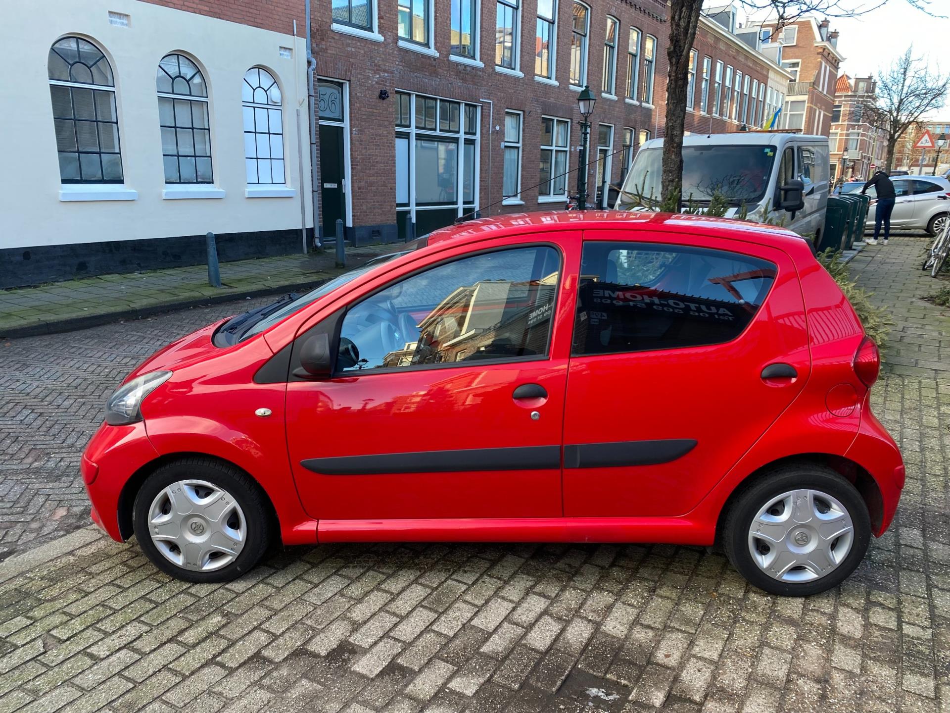 toyota-aygo-image4.jpg
