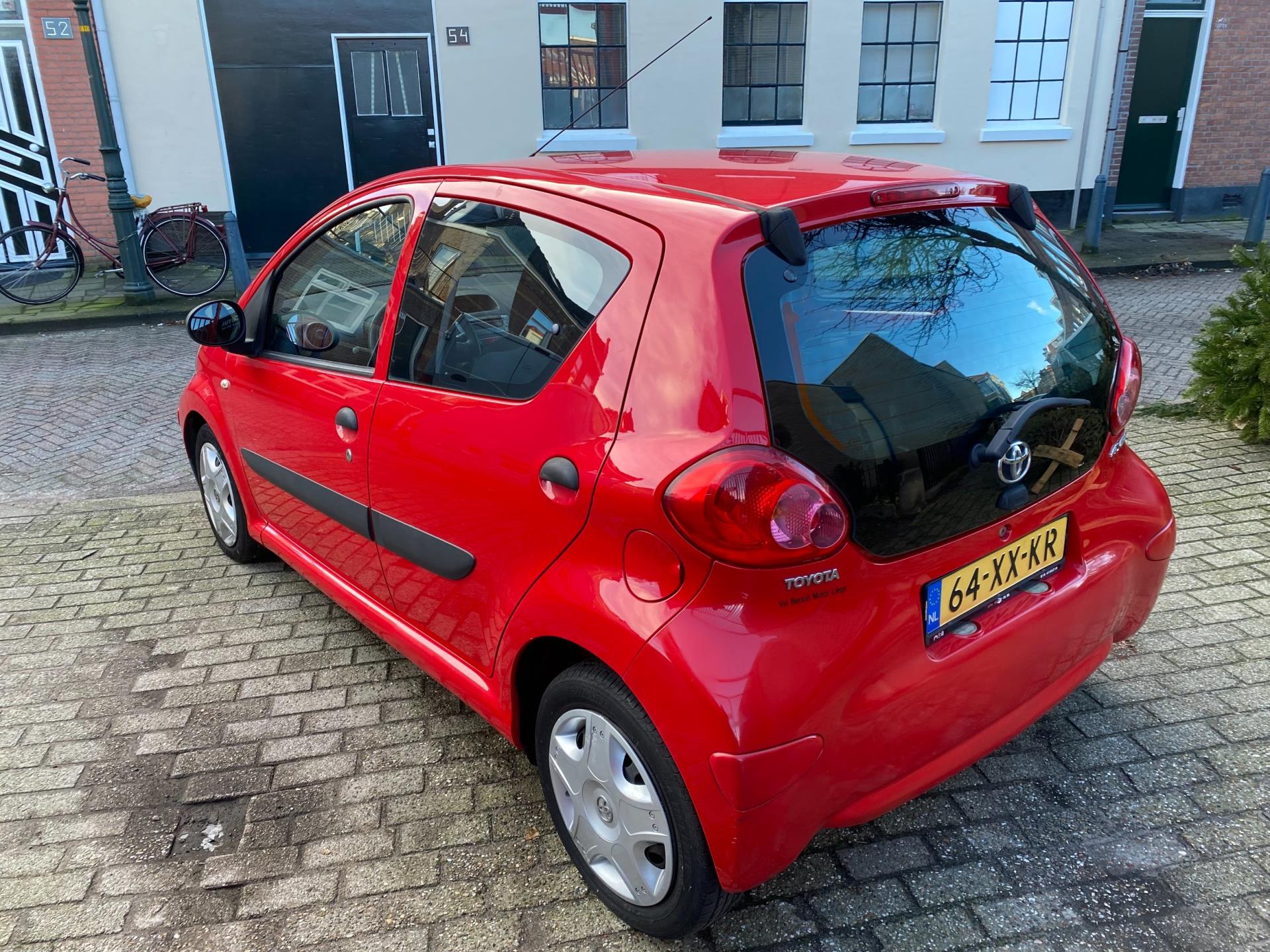 toyota-aygo-image5.jpg