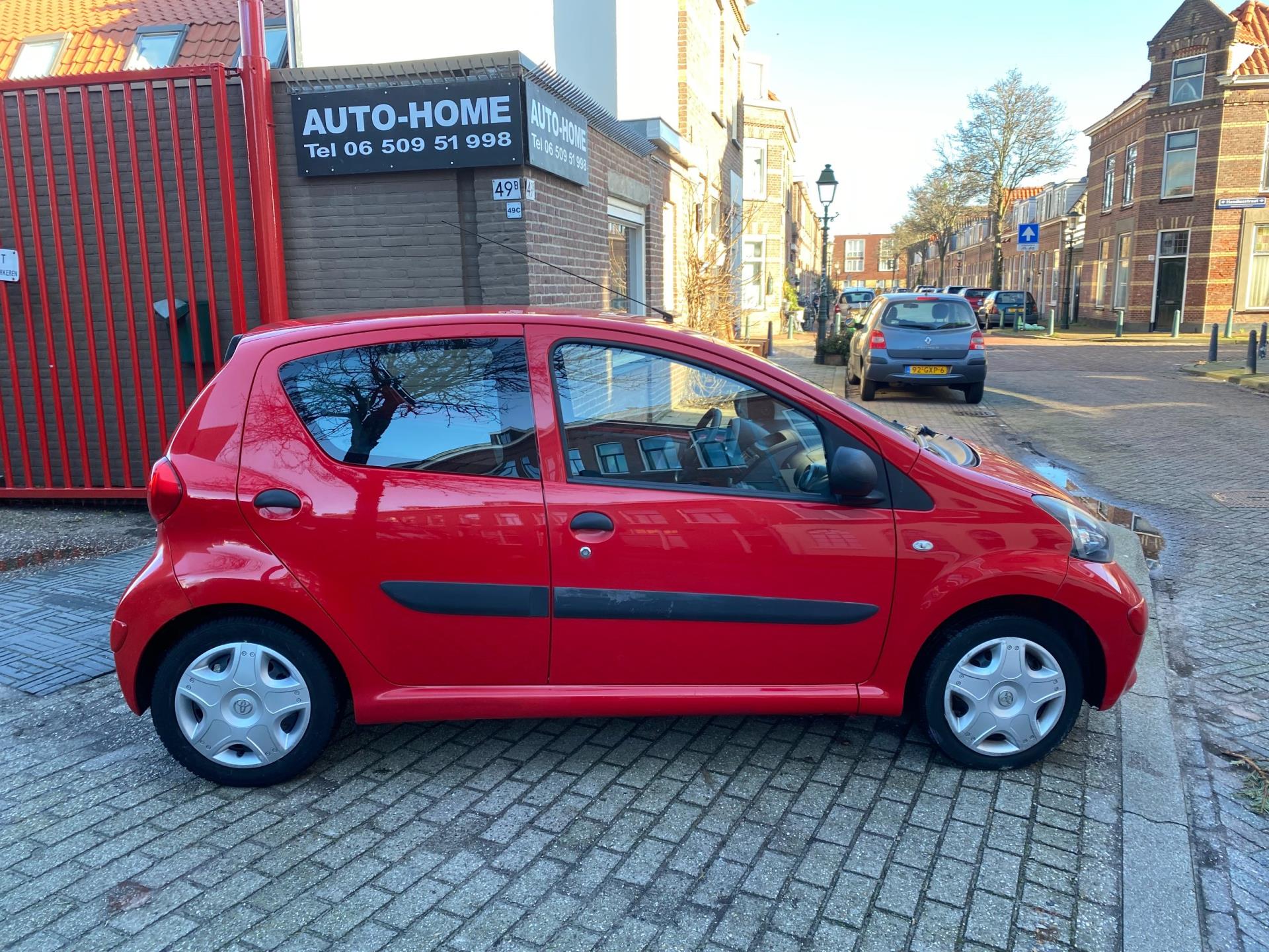 toyota-aygo-image8.jpg