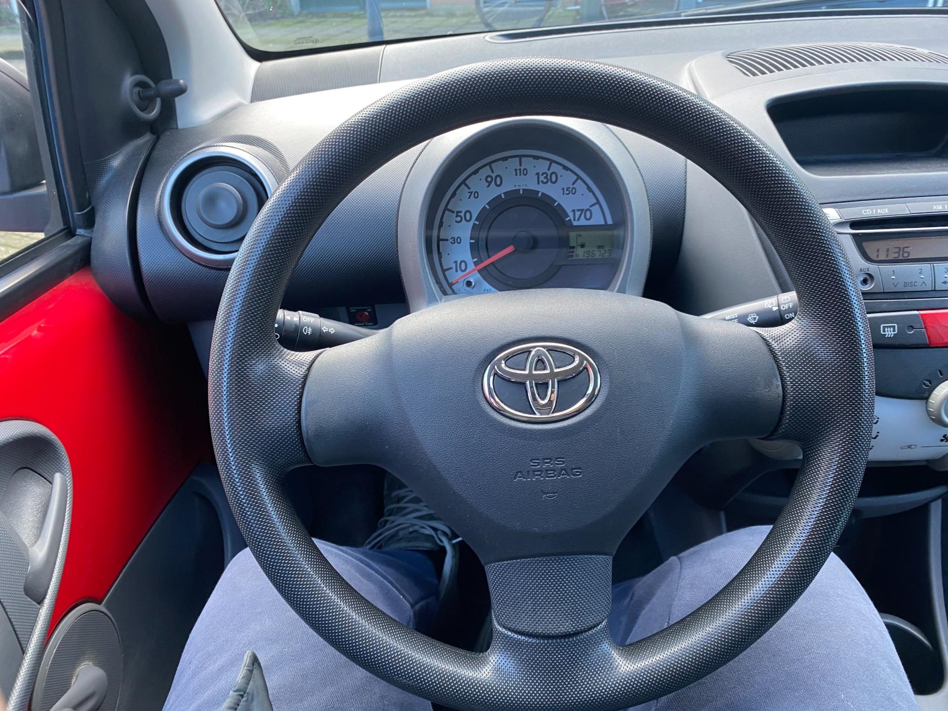 toyota-aygo-image9.jpg