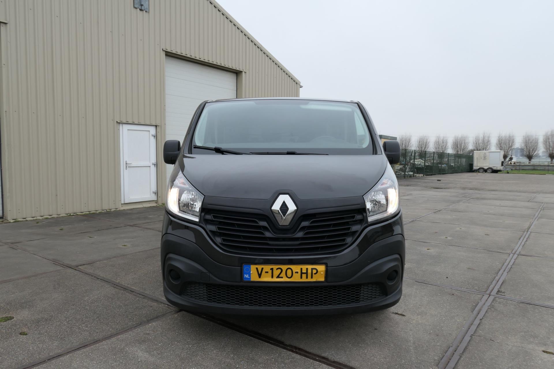 renault-trafic-image6.jpg