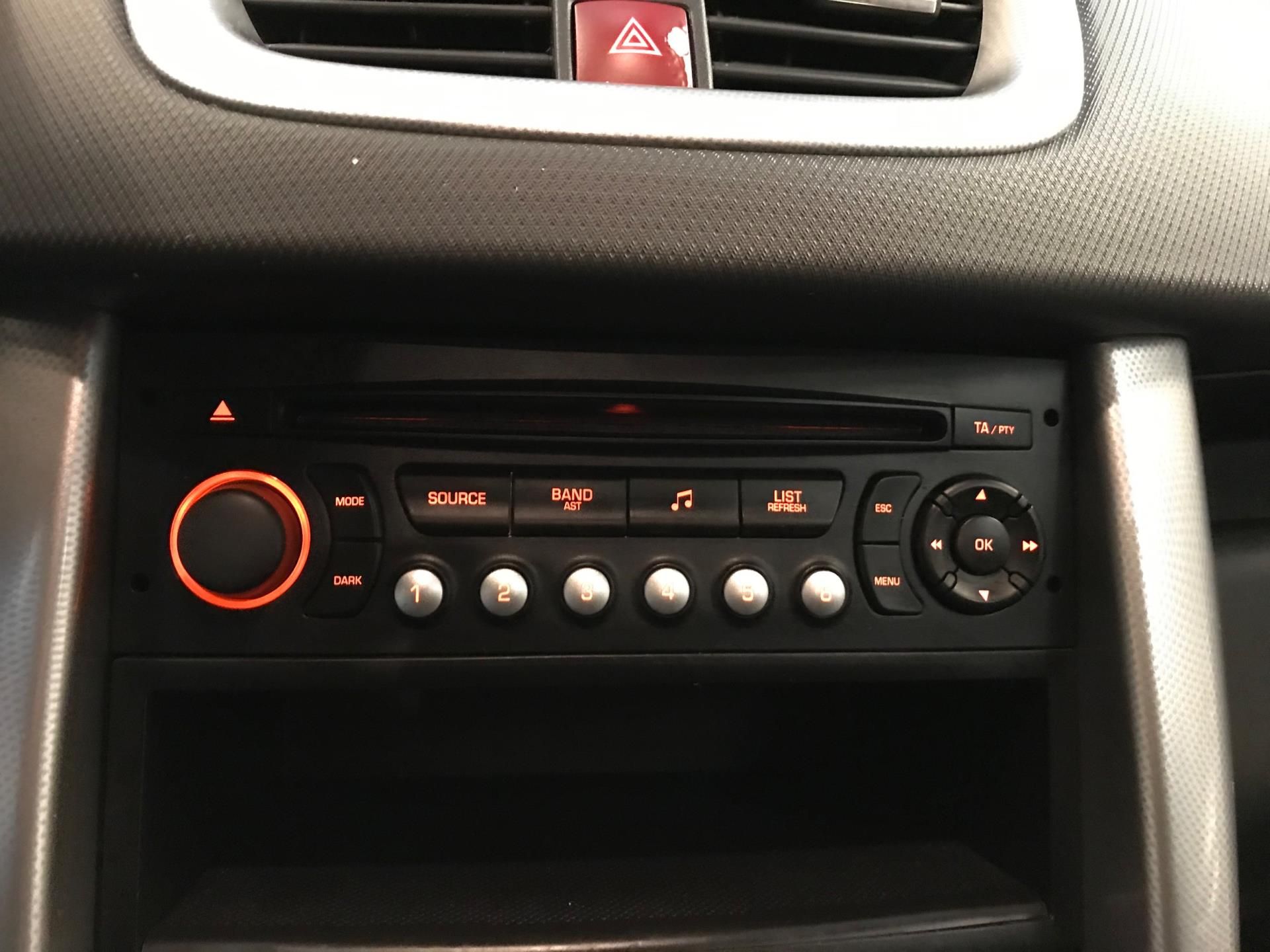 peugeot-207-image9.jpg