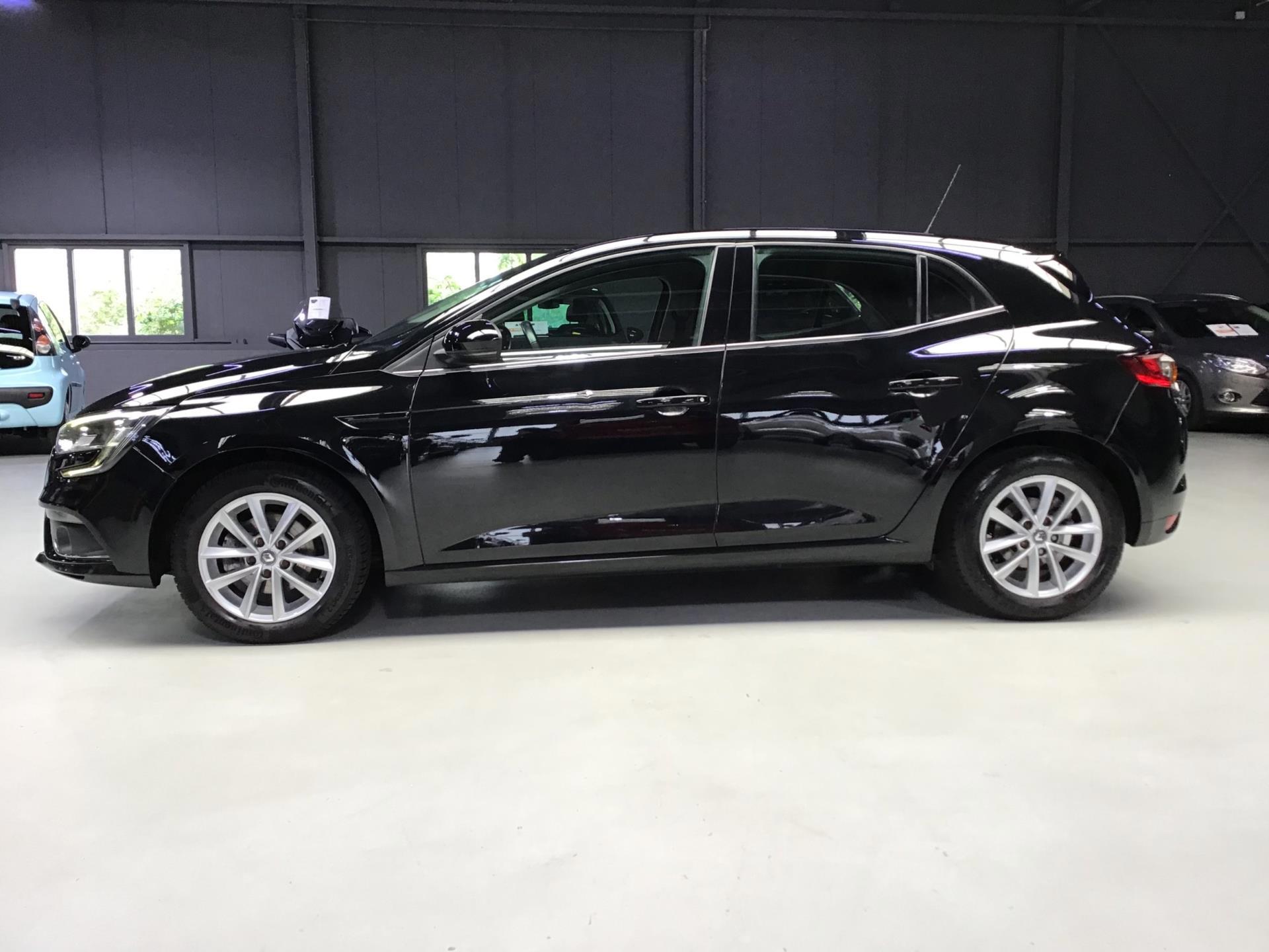 renault-megane-image3.jpg
