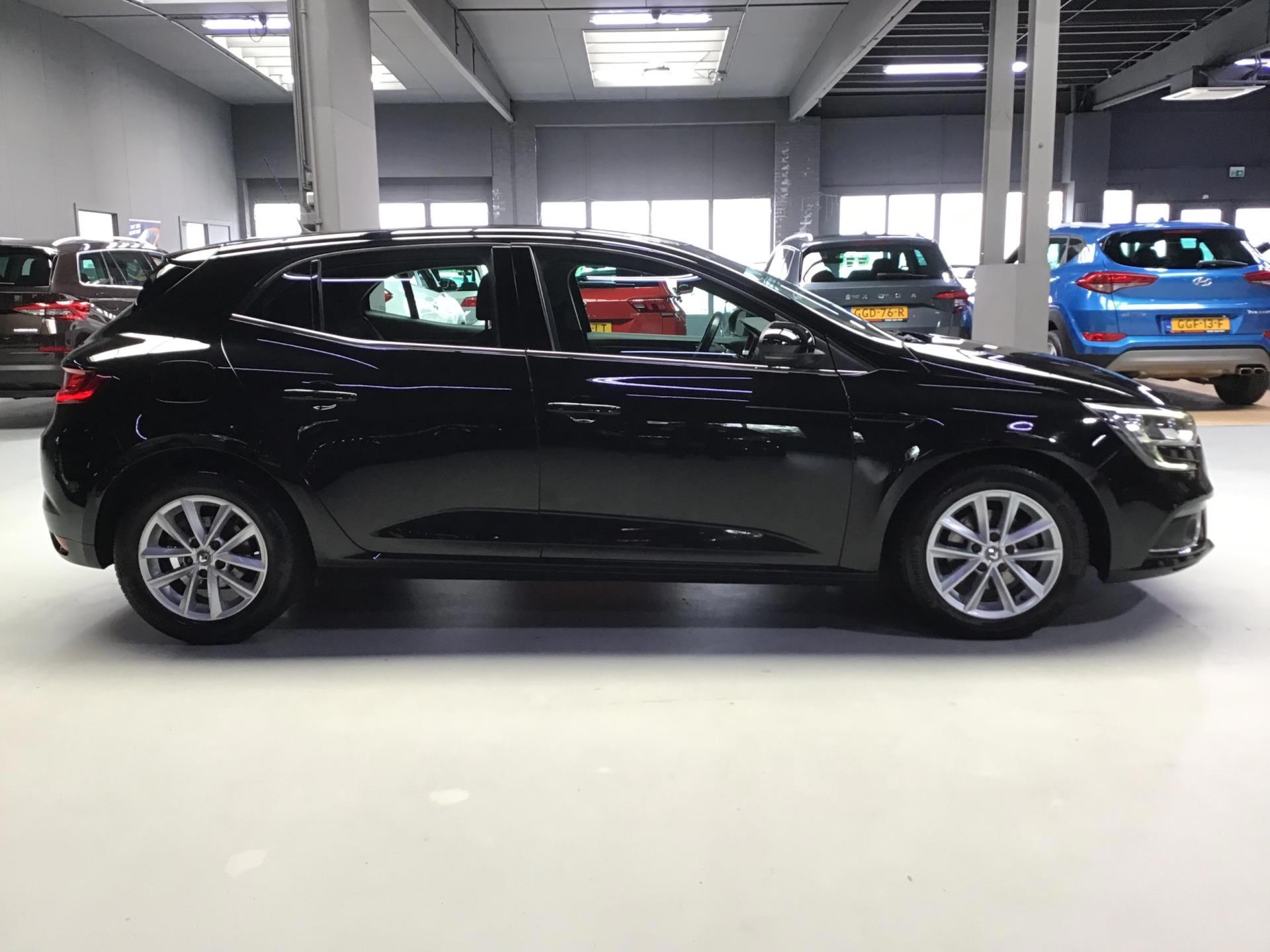 renault-megane-image7.jpg