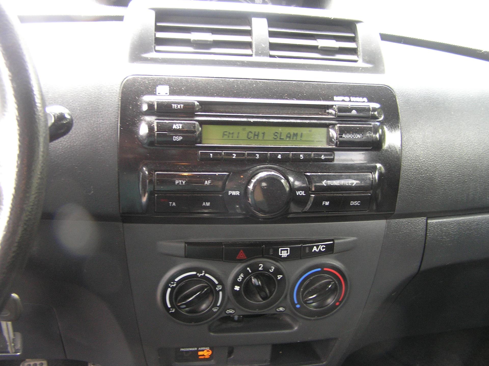 daihatsu-materia-image10.jpg