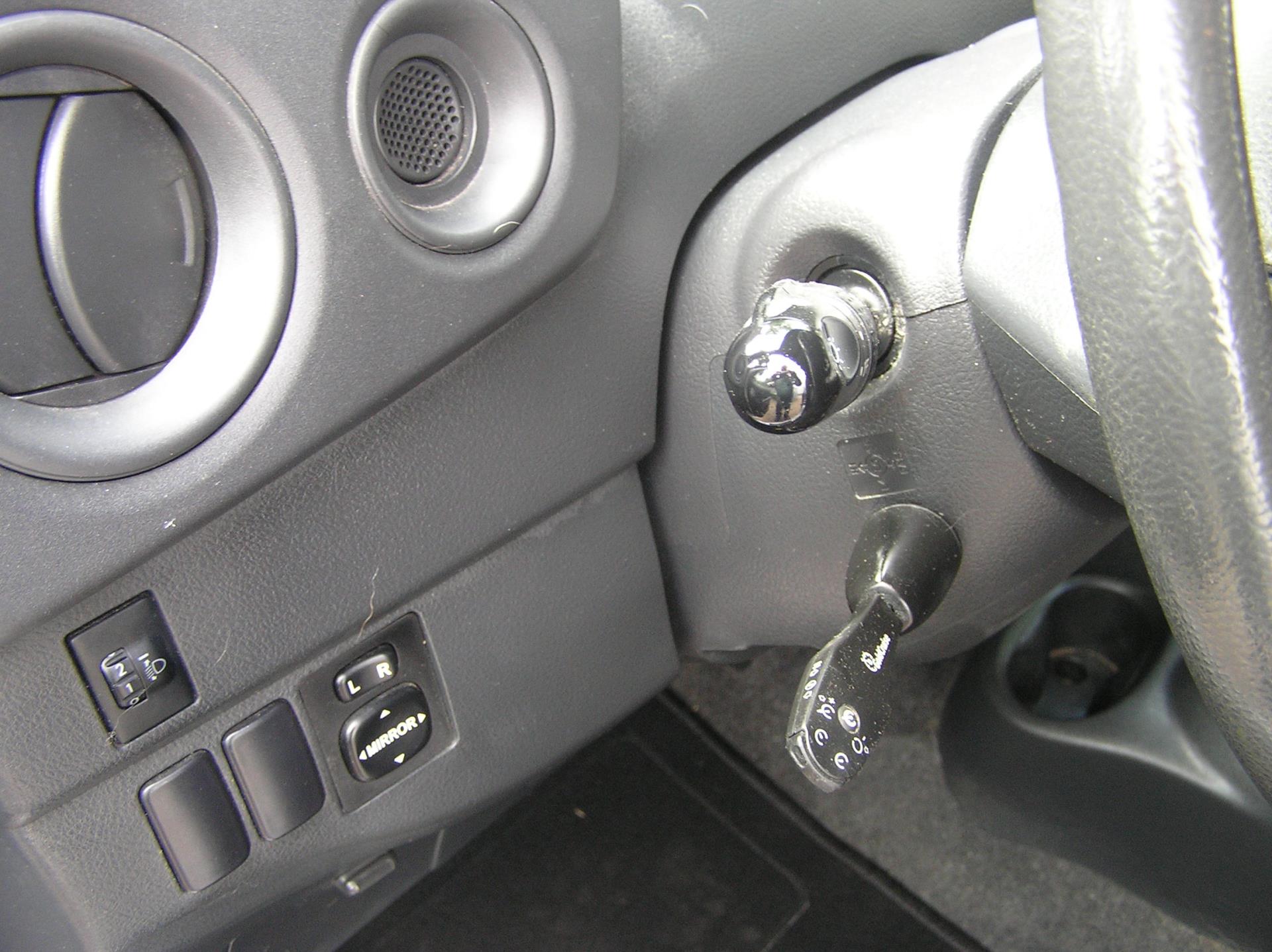 daihatsu-materia-image8.jpg