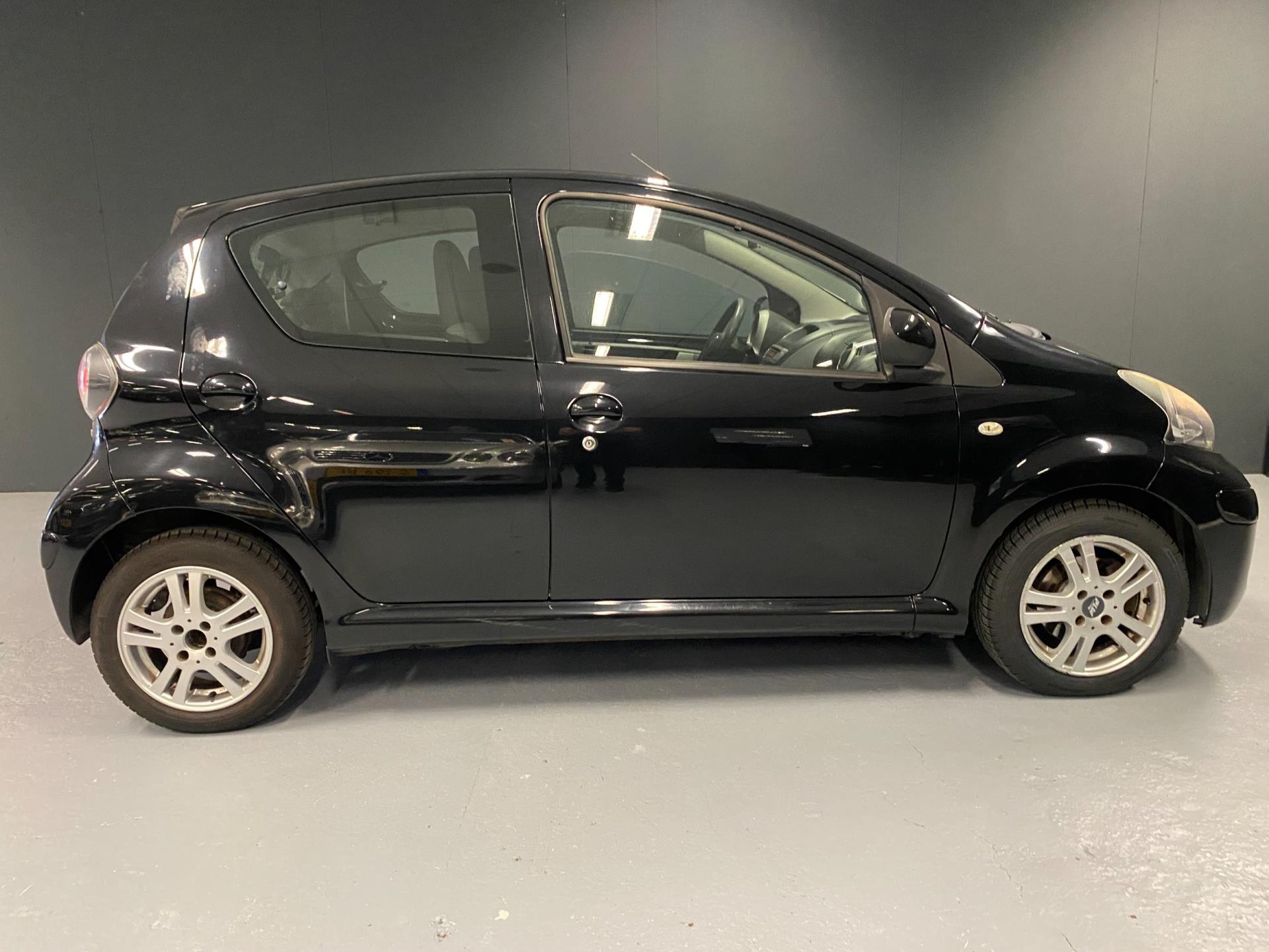 toyota-aygo-image3.jpg