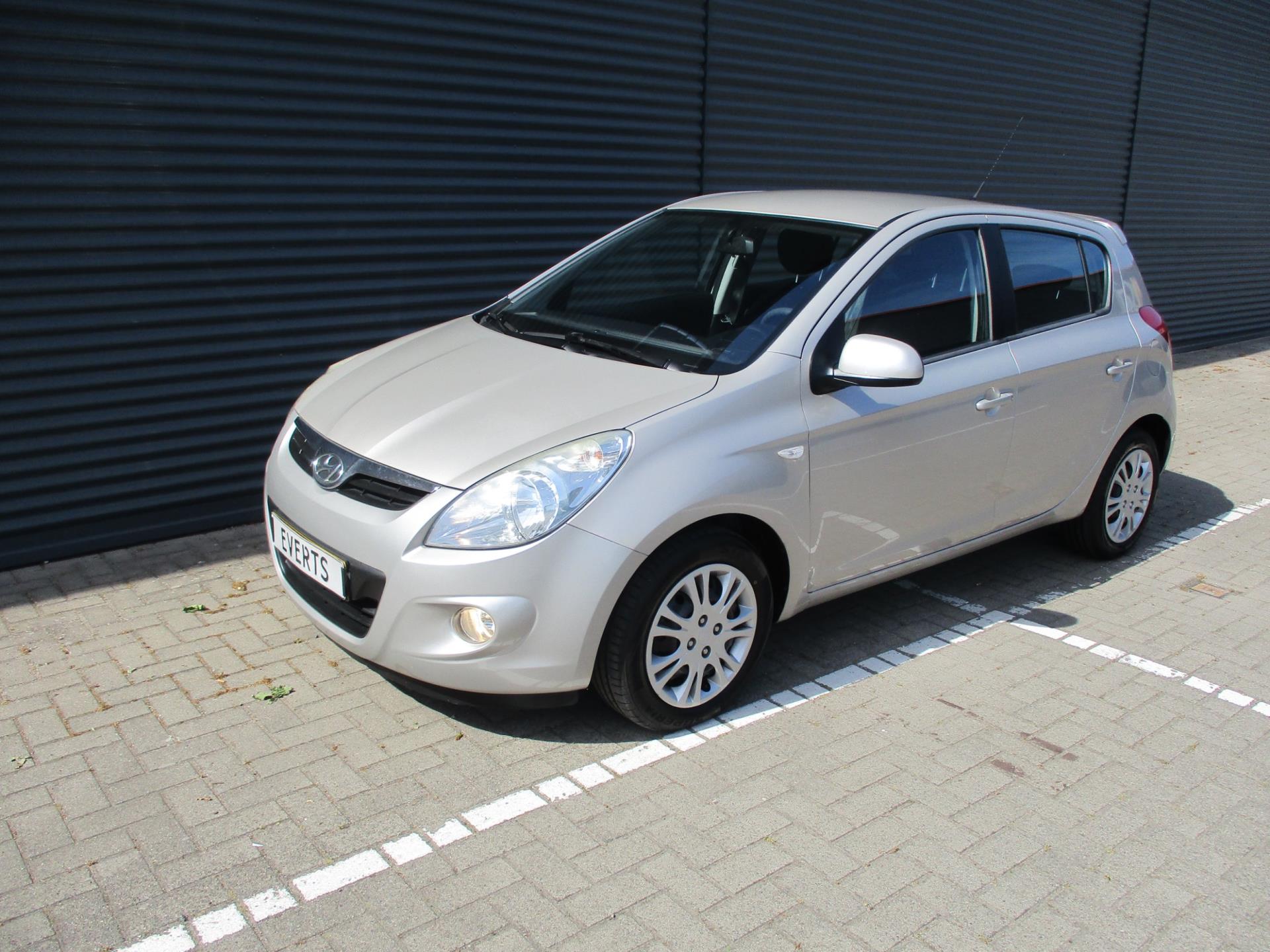 hyundai-i20-image5.jpg