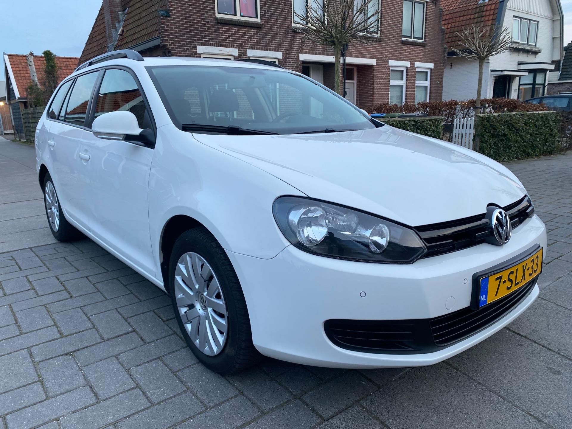volkswagen-golf-image7.jpg