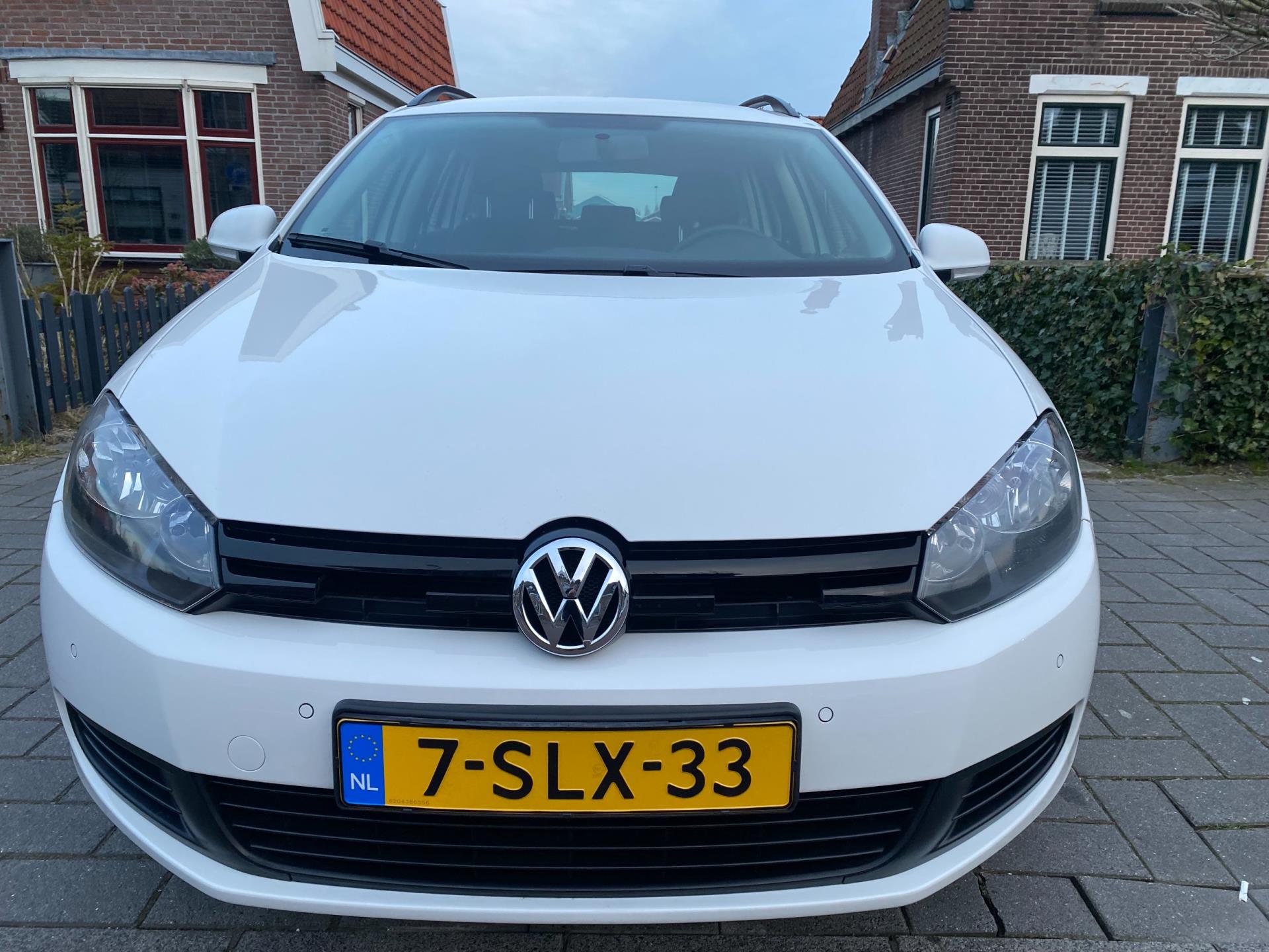 volkswagen-golf-image8.jpg