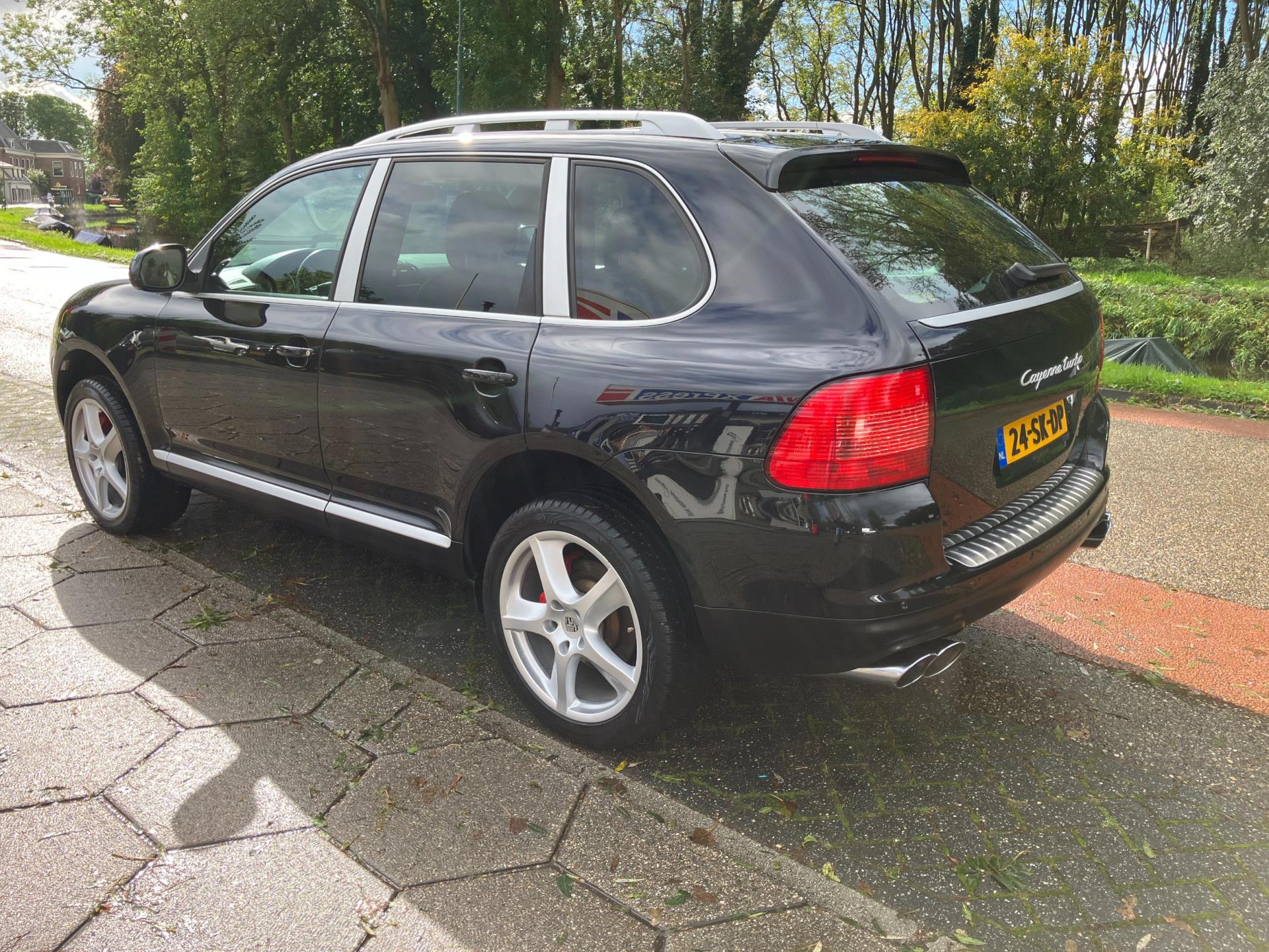 porsche-cayenne-image3.jpg