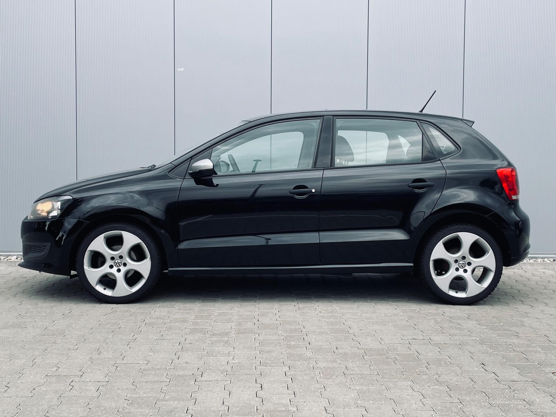 volkswagen-polo-image2.jpg