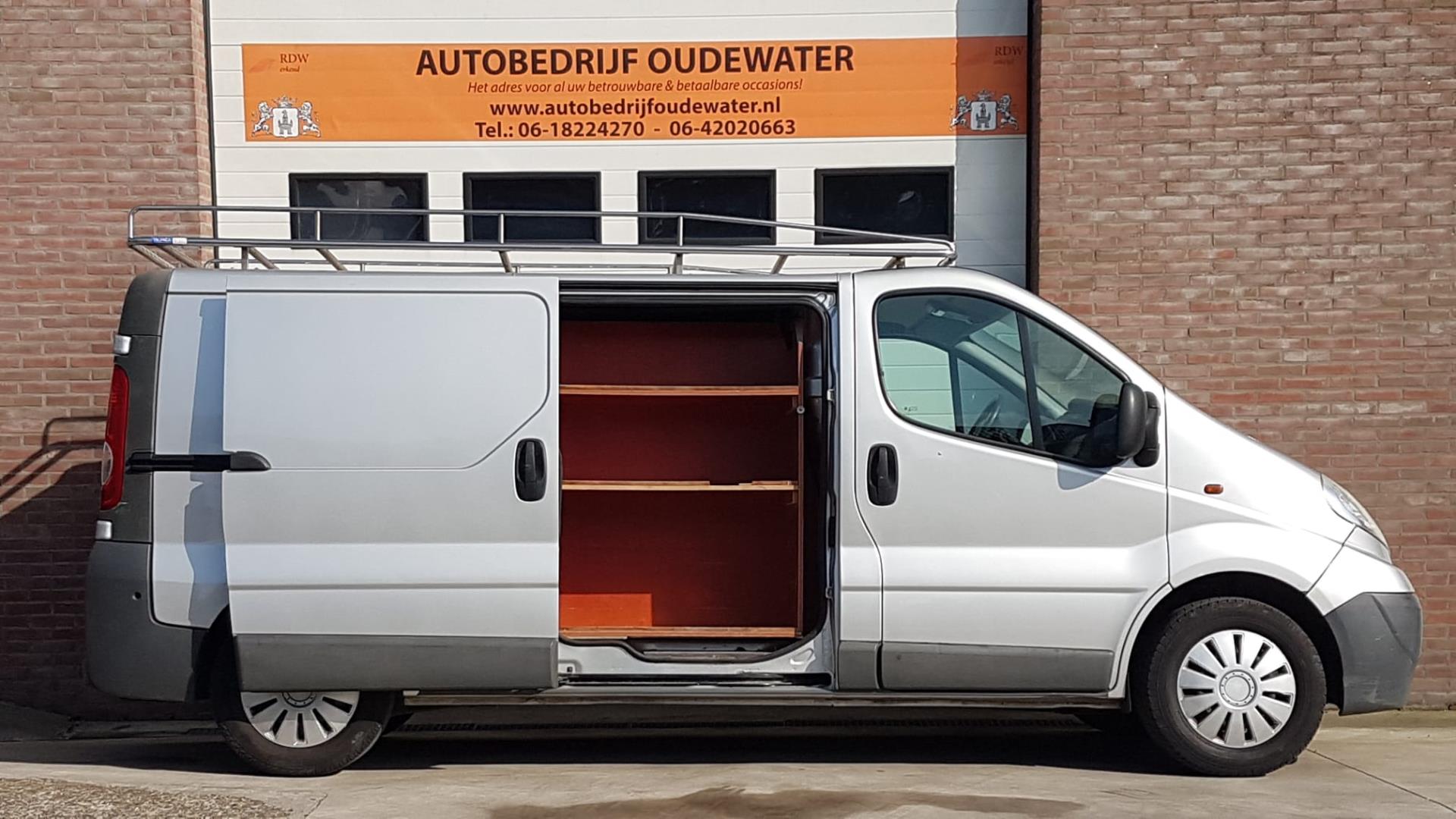 opel-vivaro-image10.jpg