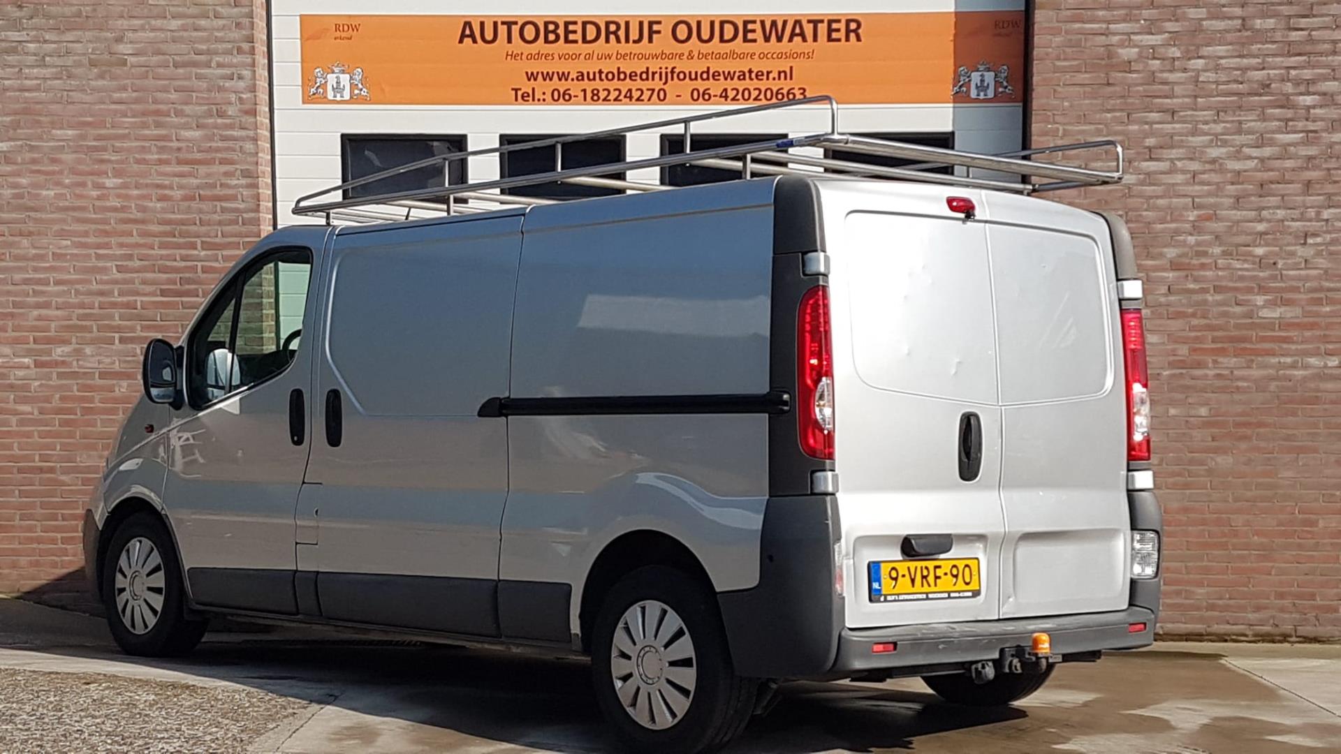 opel-vivaro-image3.jpg