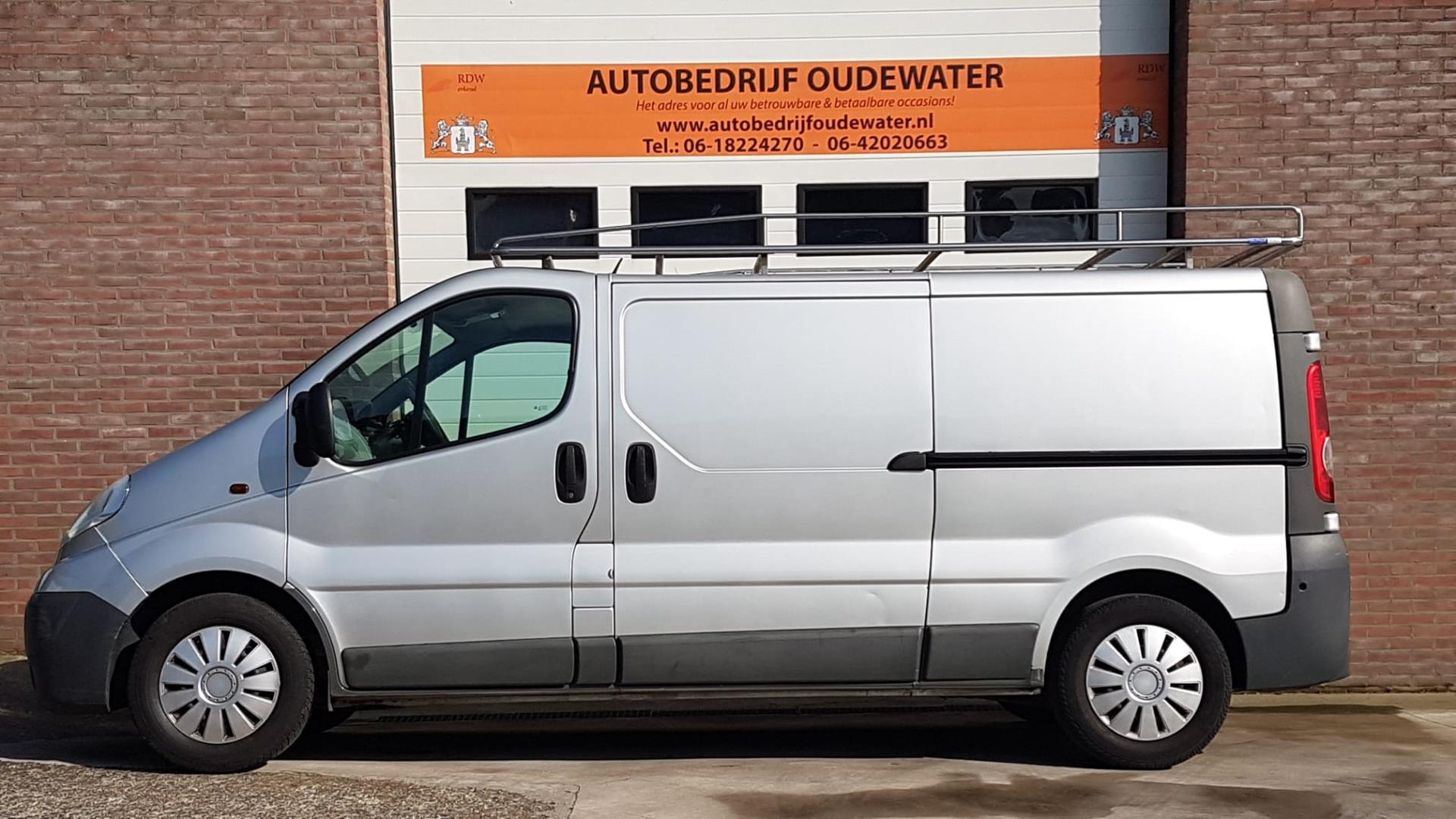 opel-vivaro-image7.jpg