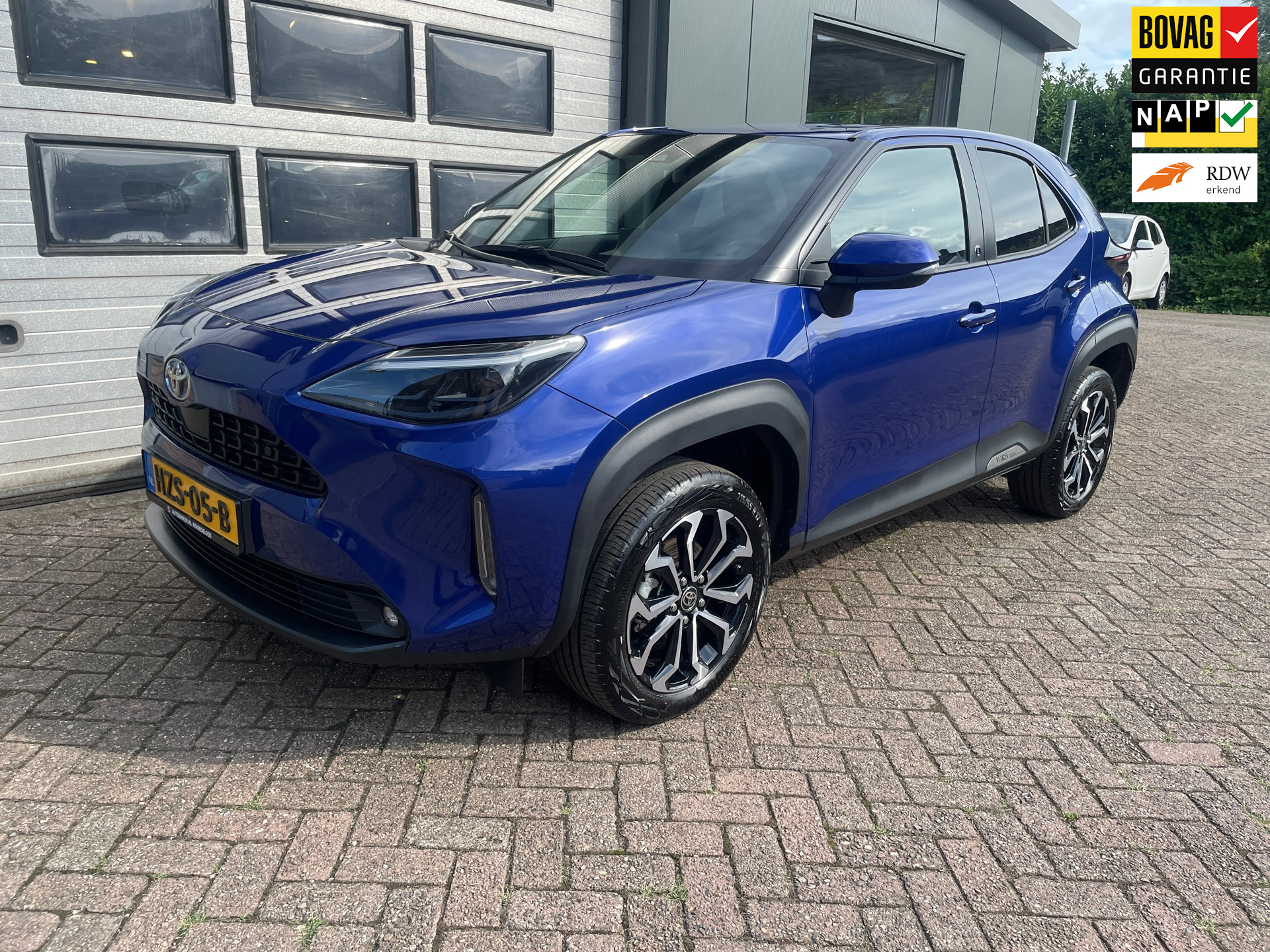 212329359/toyota-yaris-cross-image1.jpg