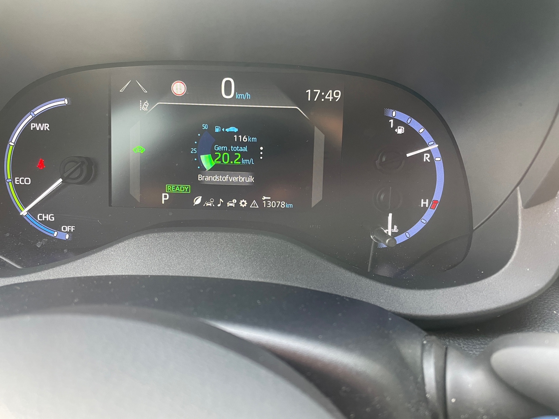 toyota-yaris-cross-image9.jpg
