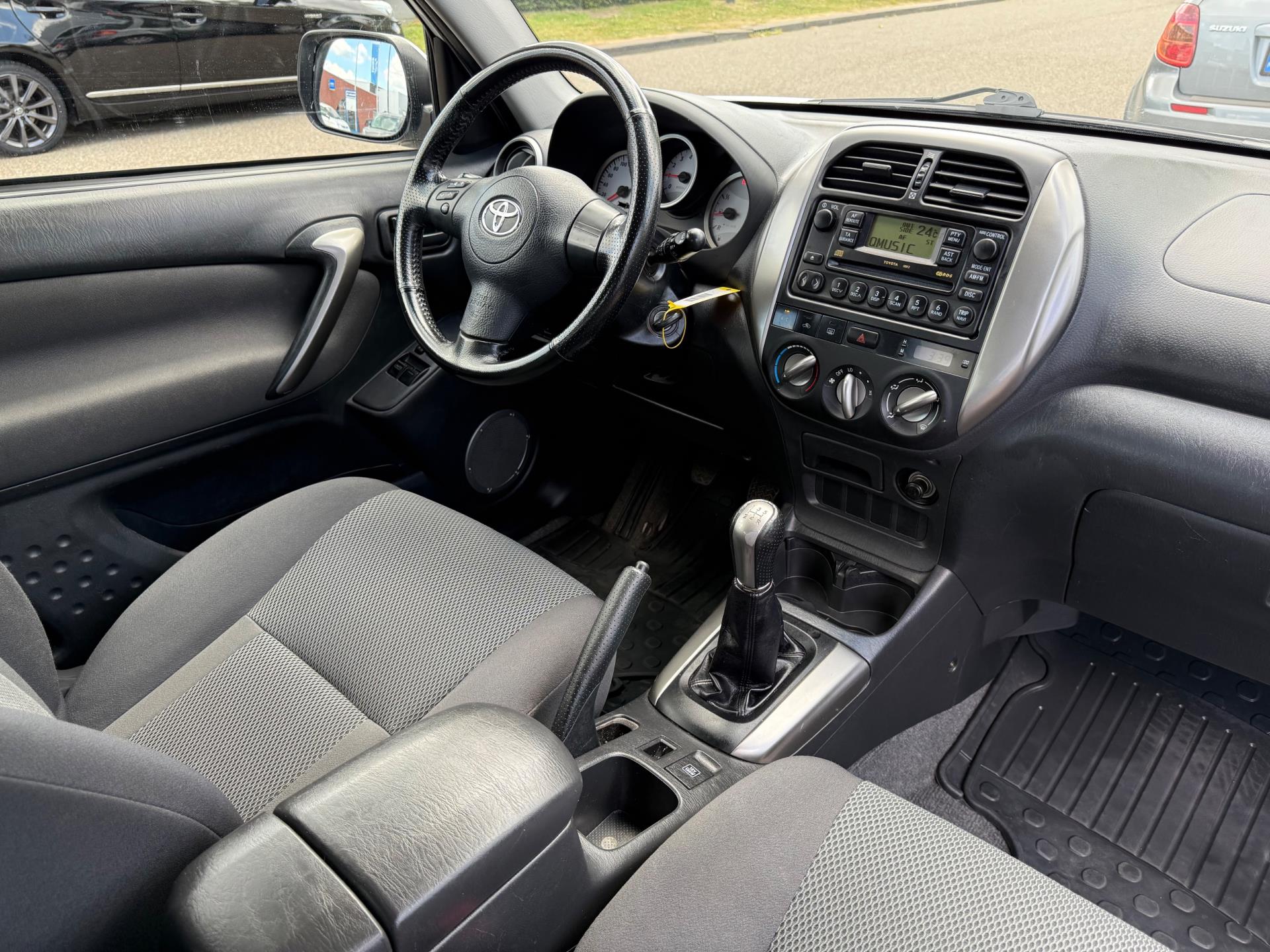 toyota-rav4-image6.jpg