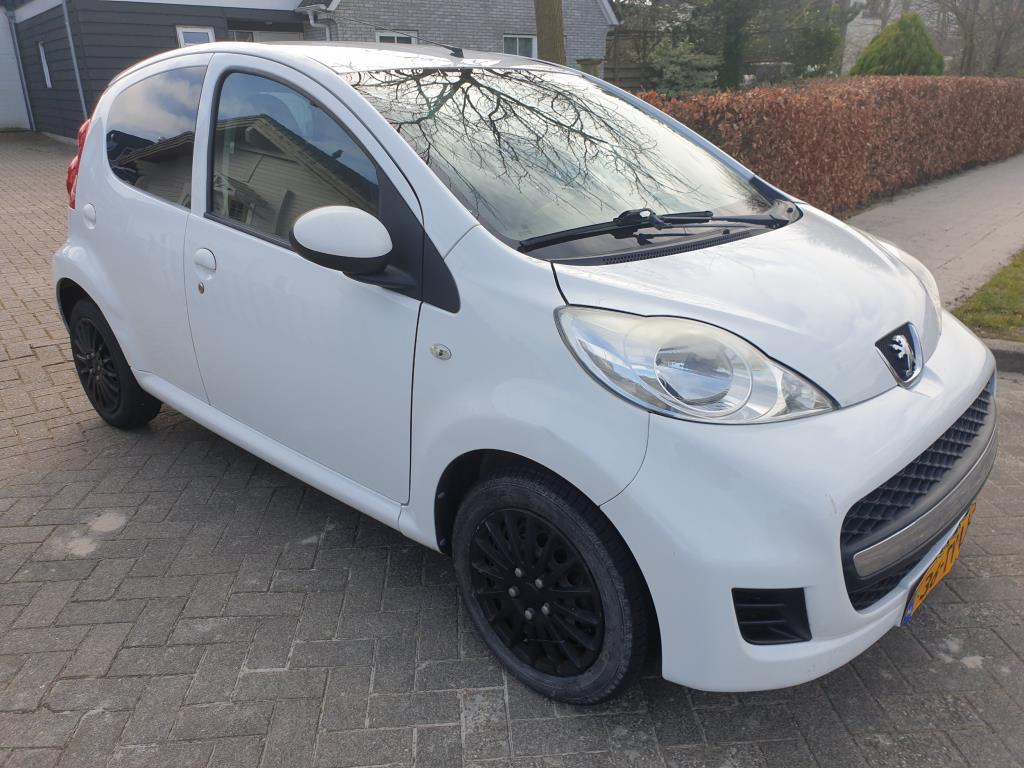 peugeot-107-image8.jpg