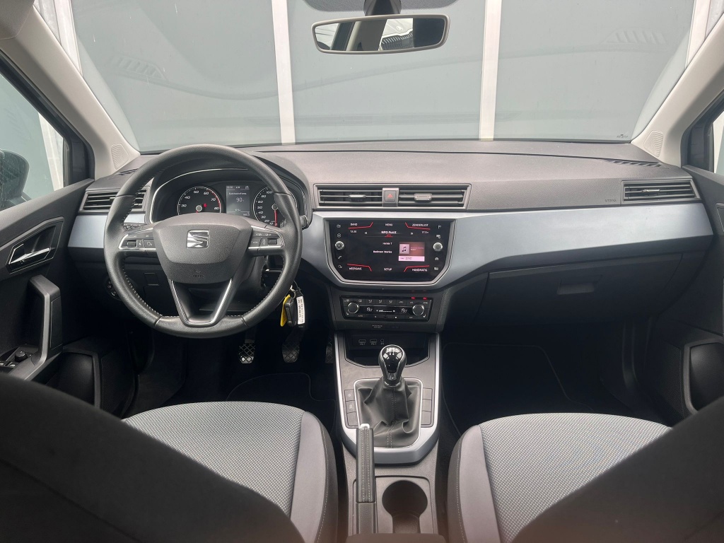seat-arona-image8.jpg