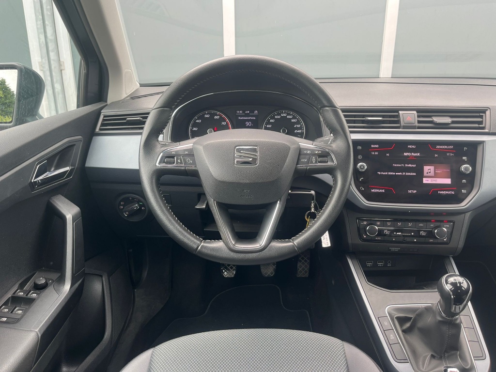 seat-arona-image9.jpg