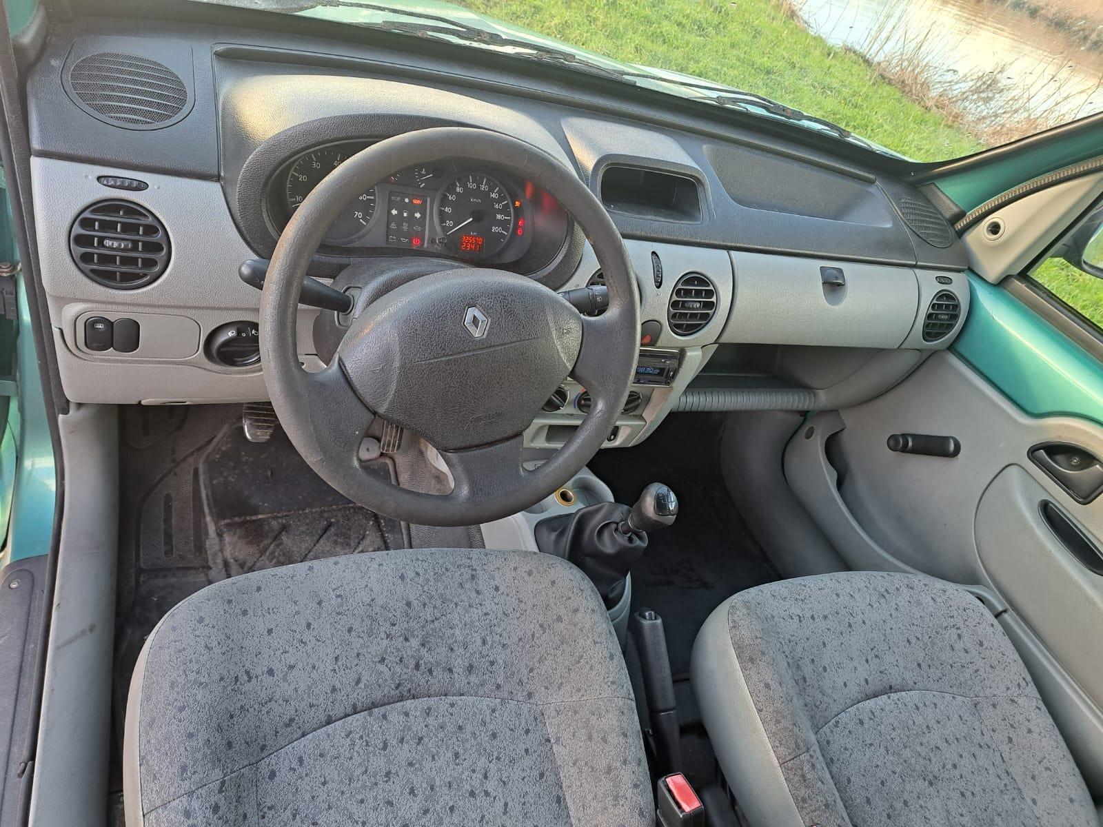renault-kangoo-image5.jpg