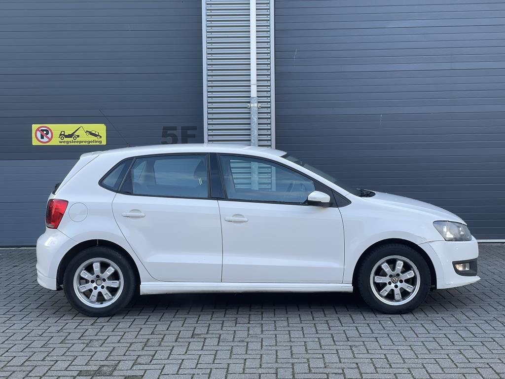 volkswagen-polo-image5.jpg