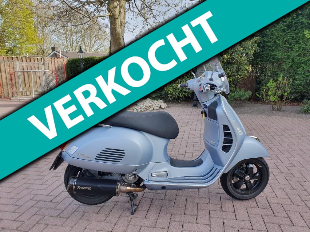 215879842/vespa--image1.jpg