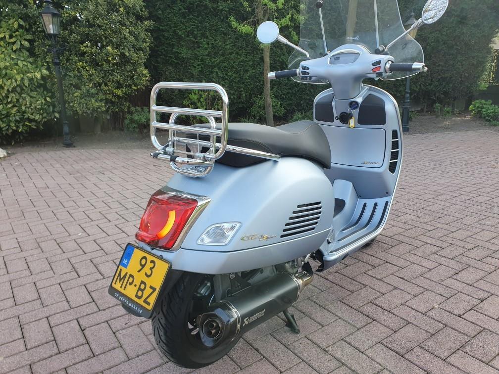 vespa--image2.jpg