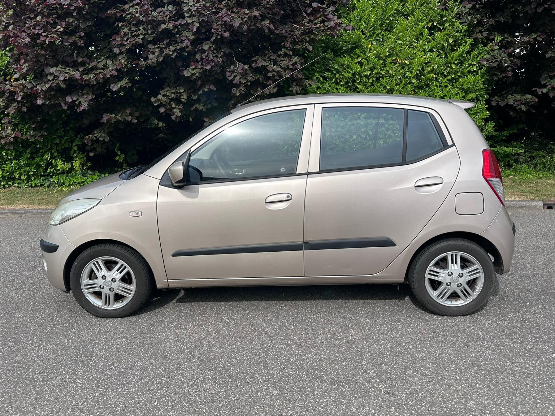 hyundai-i10-image2.jpg