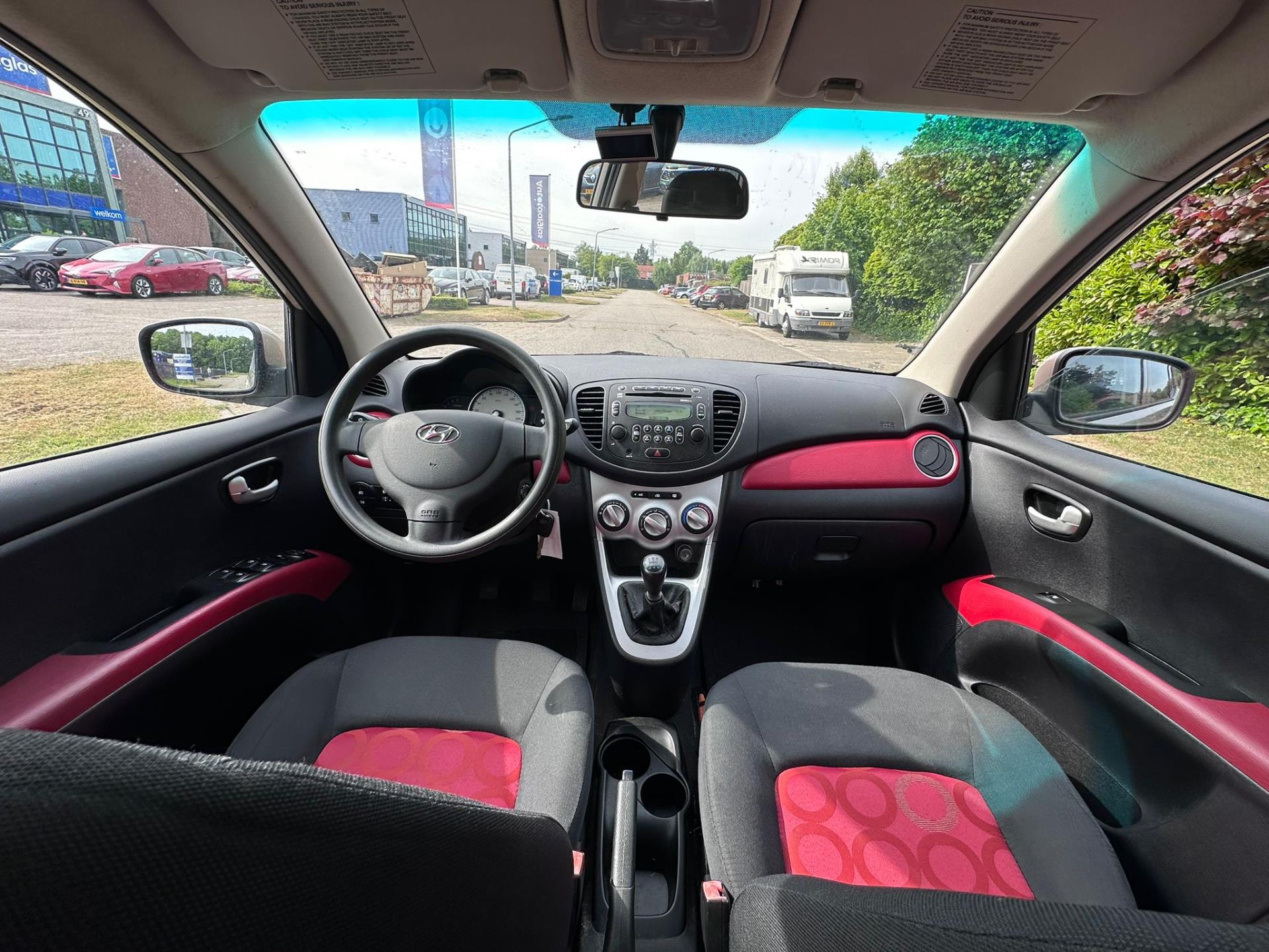 hyundai-i10-image4.jpg