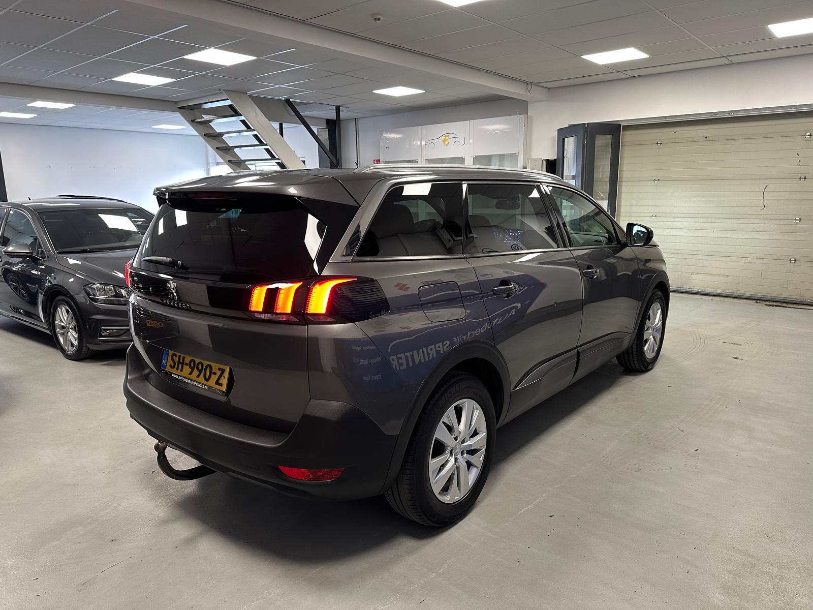 peugeot-5008-image5.jpg