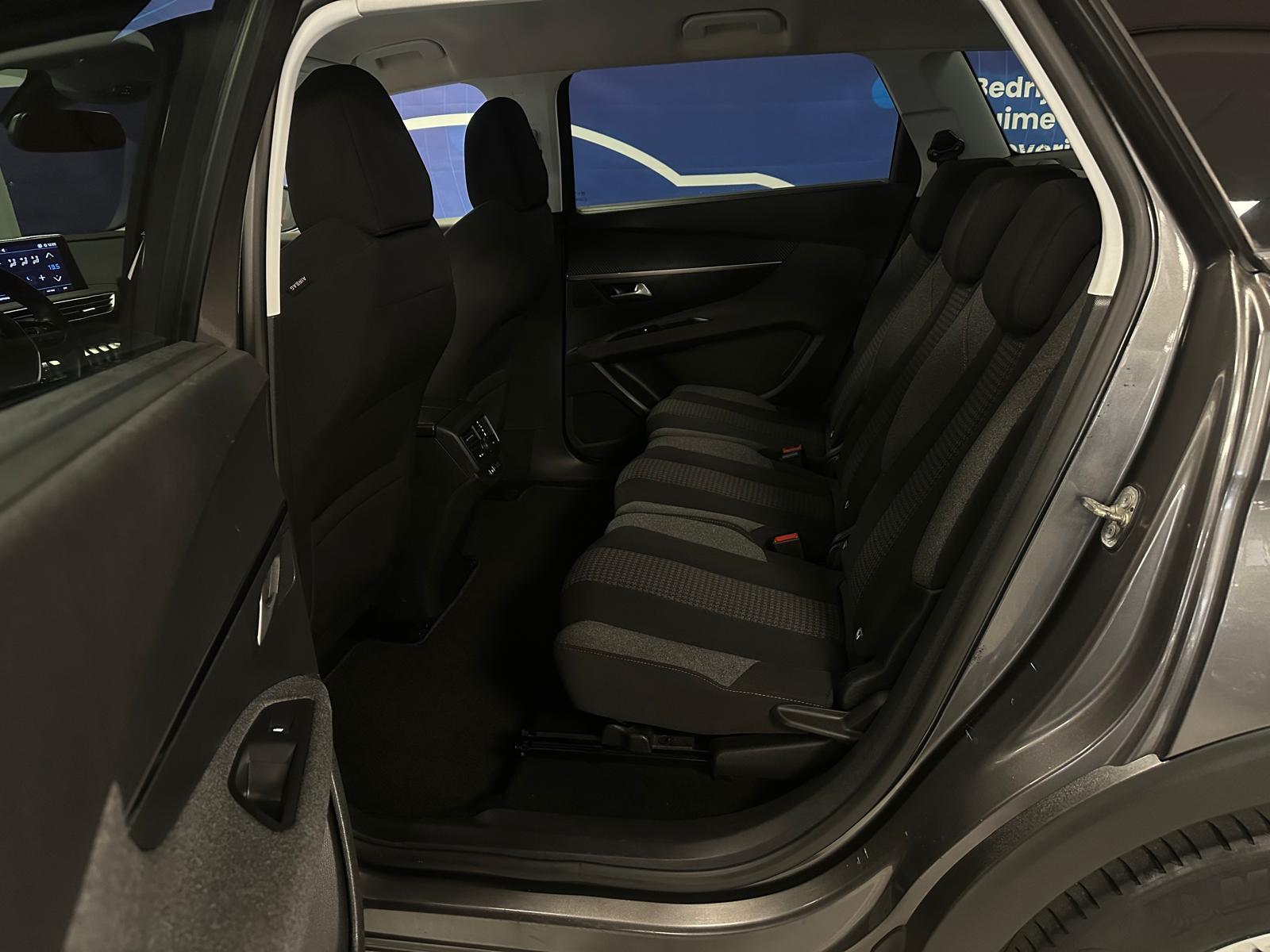 peugeot-5008-image9.jpg