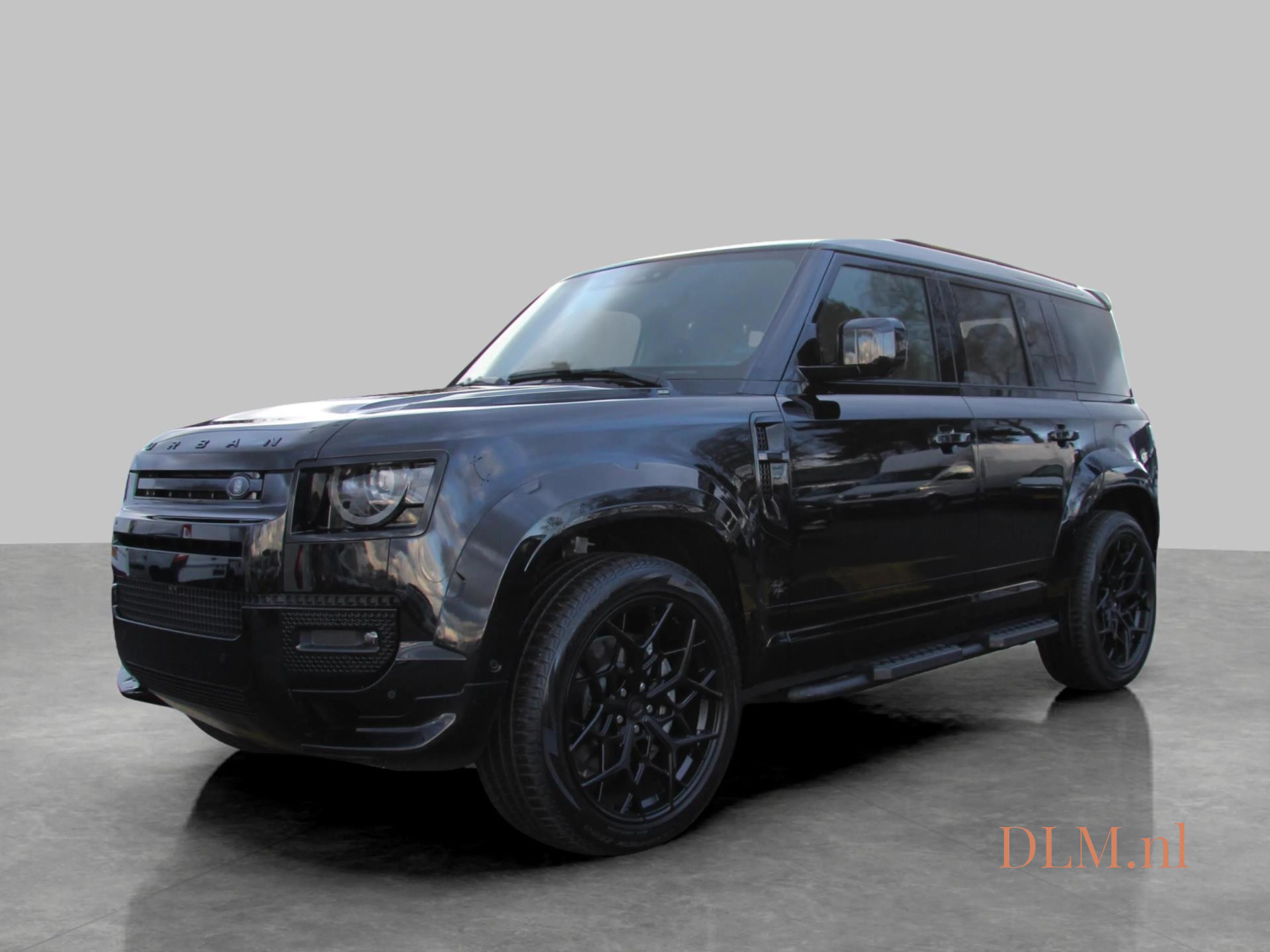 224149852/land-rover-defender-image1.jpg