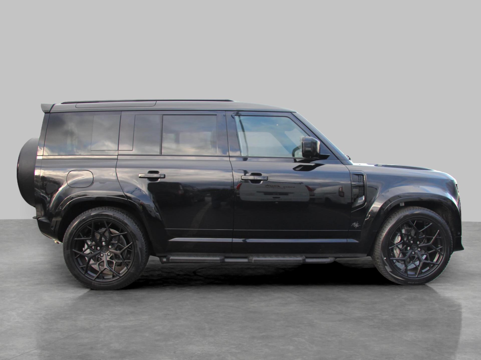 land-rover-defender-image3.jpg